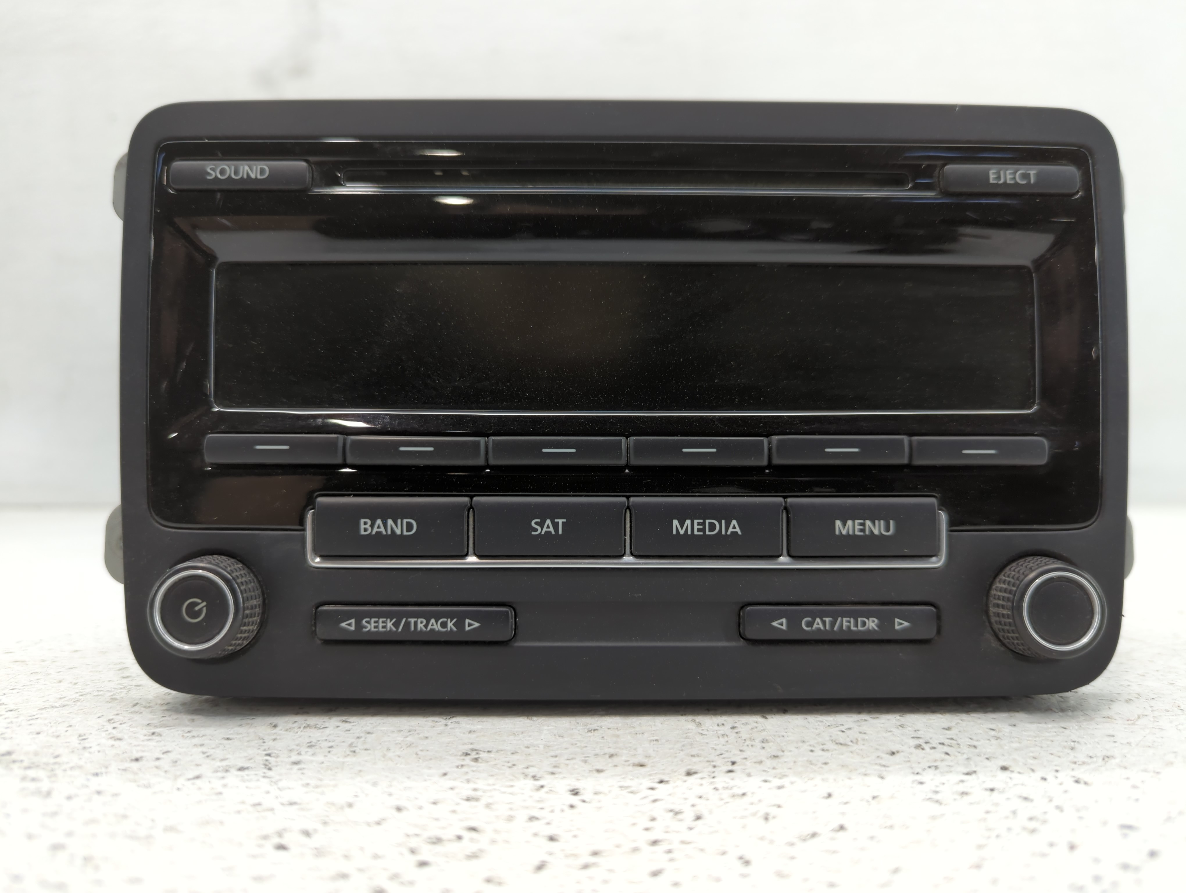 Picture of 2015-2017 Volkswagen Jetta Am Fm Cd Player Radio Receiver 706371
