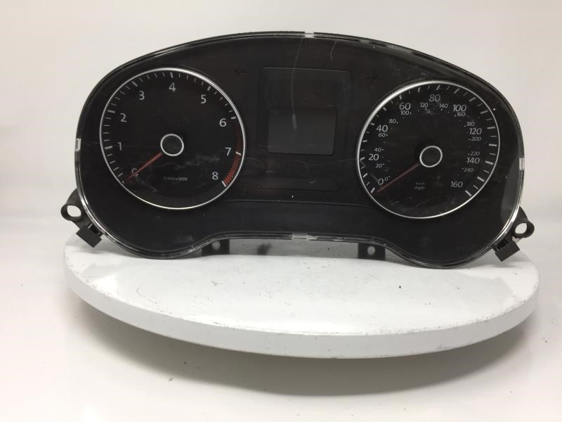 2014-2014 Volkswagen Jetta Speedometer Instrument Cluster Gauges 141996 - Oemusedautoparts1.com