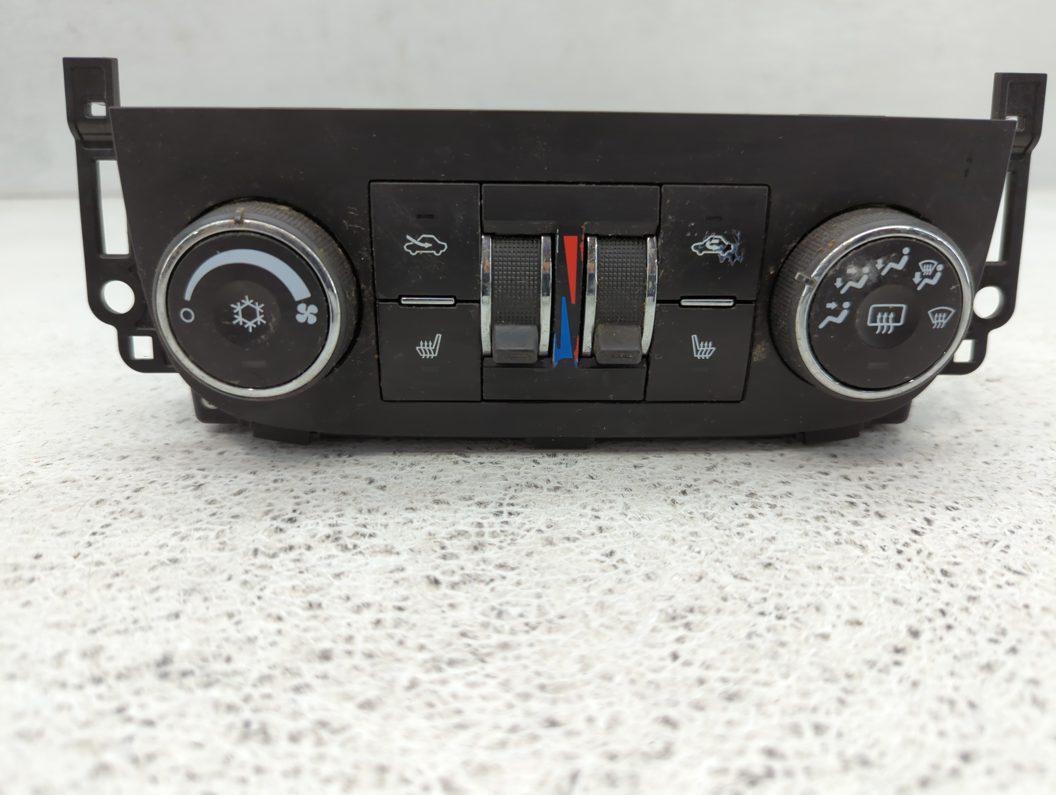 2011 Chevrolet Impala Ac Heater Climate Control 20972893 706570 - Oemusedautoparts1.com