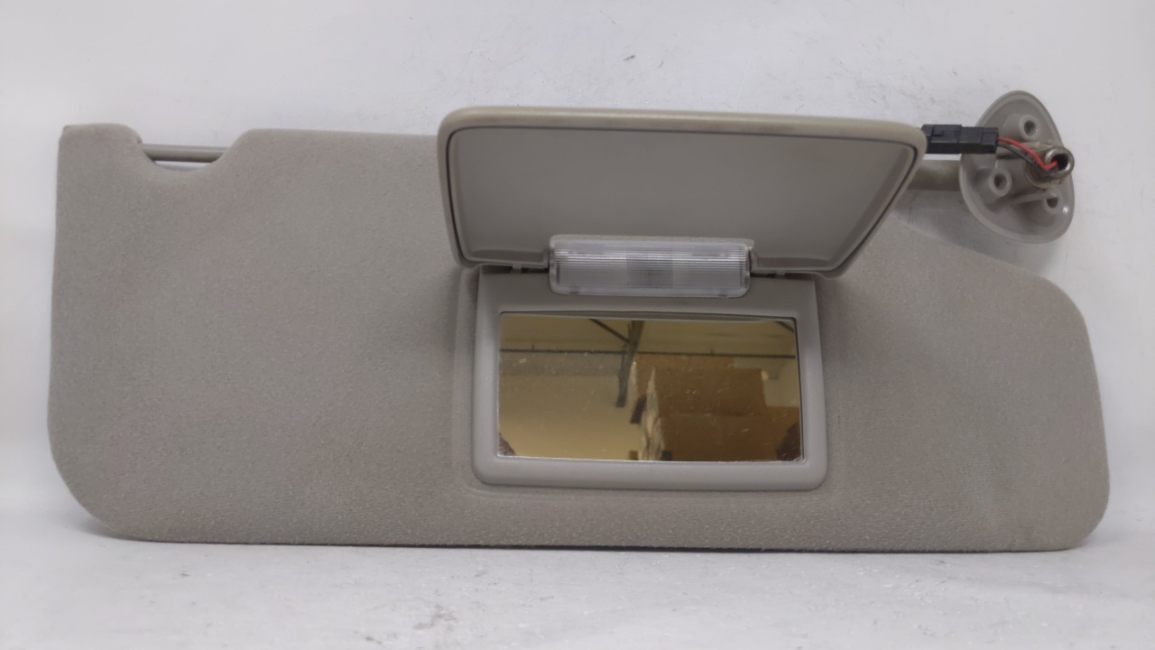 2000-2007 Ford Taurus Passenger Right Sun Visor Sunvisor Gray 70661 - Oemusedautoparts1.com