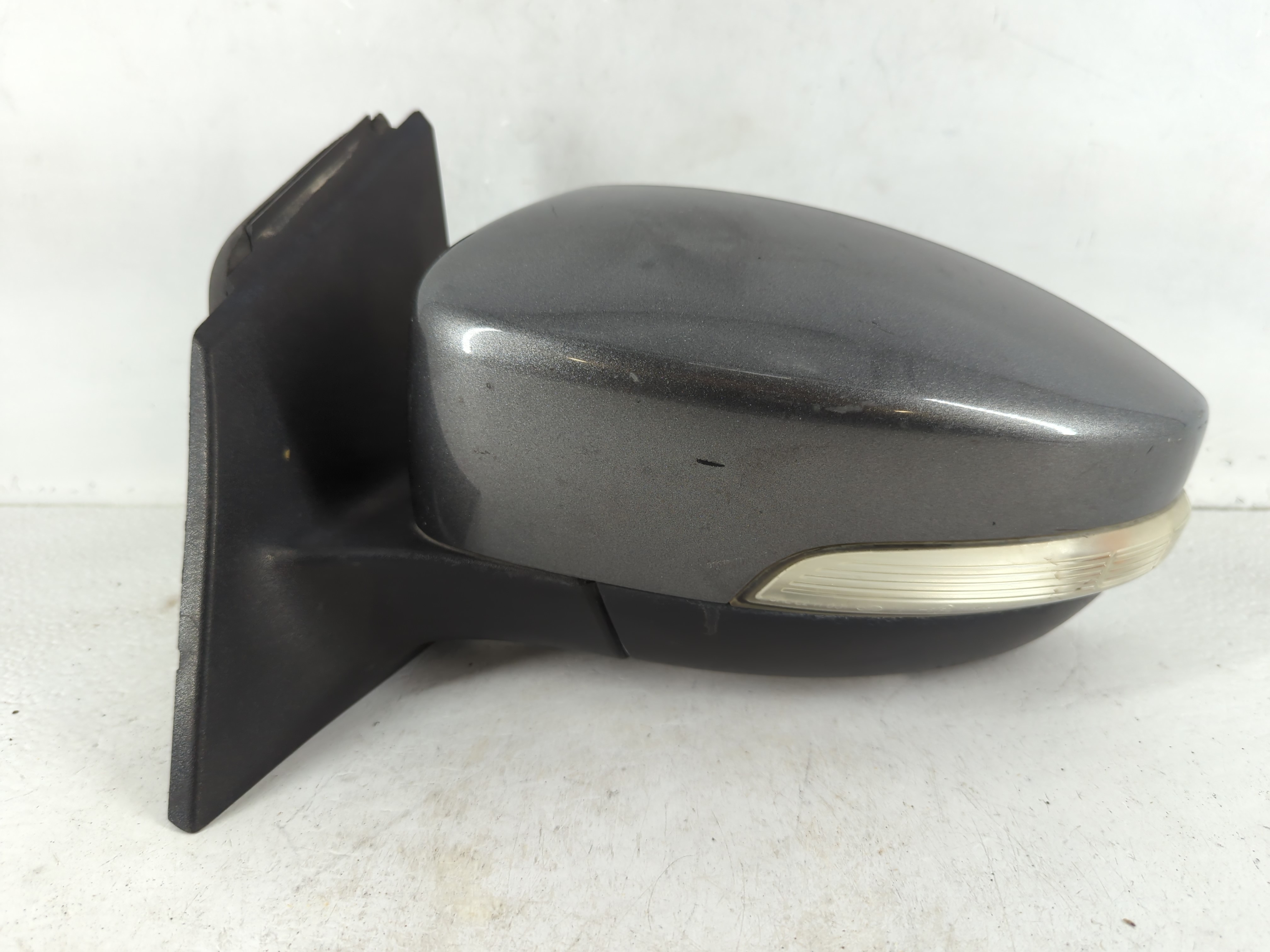2012-2014 Ford Focus Driver Left Side View Power Door Mirror Gray 706689 - Oemusedautoparts1.com