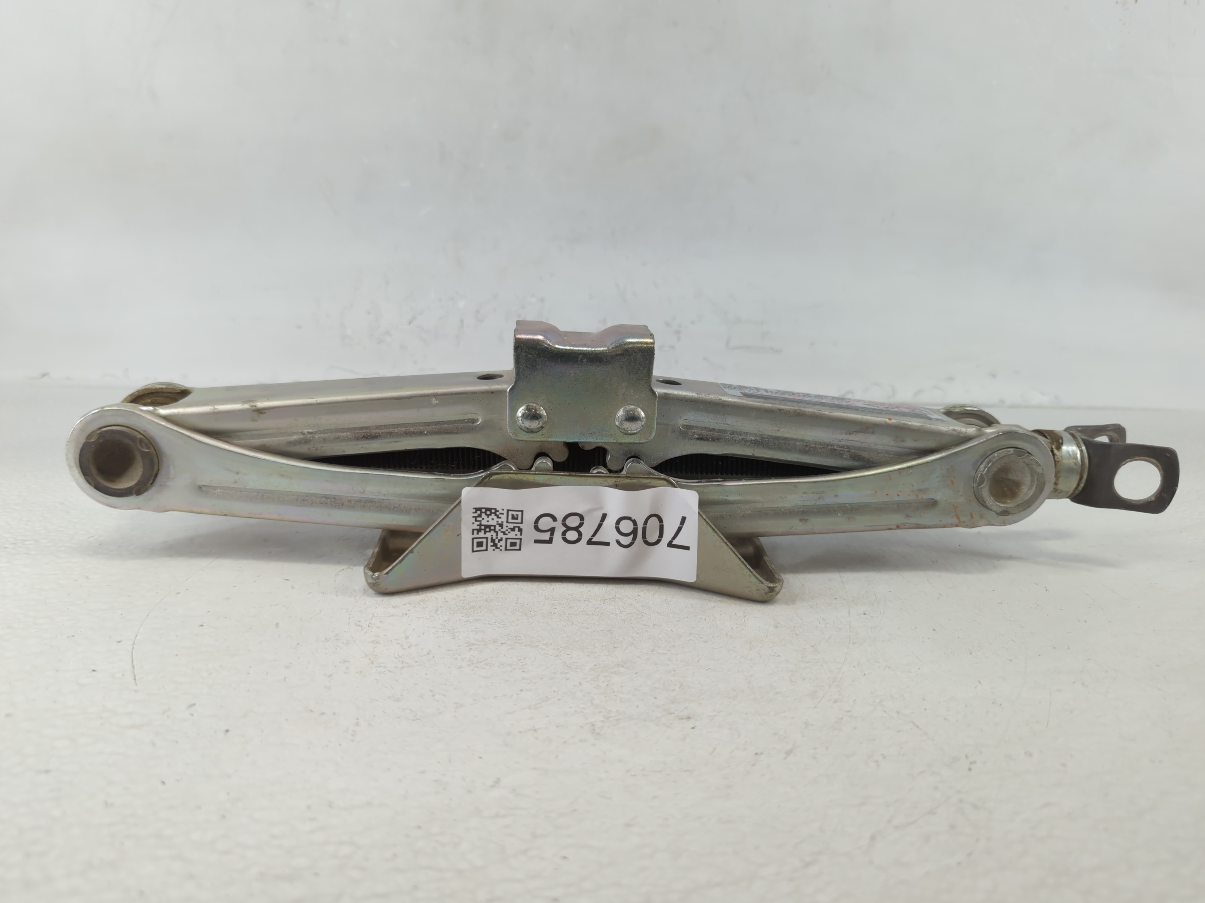 Picture of 2014 Honda Accord Spare Scissor Car Jack 706785