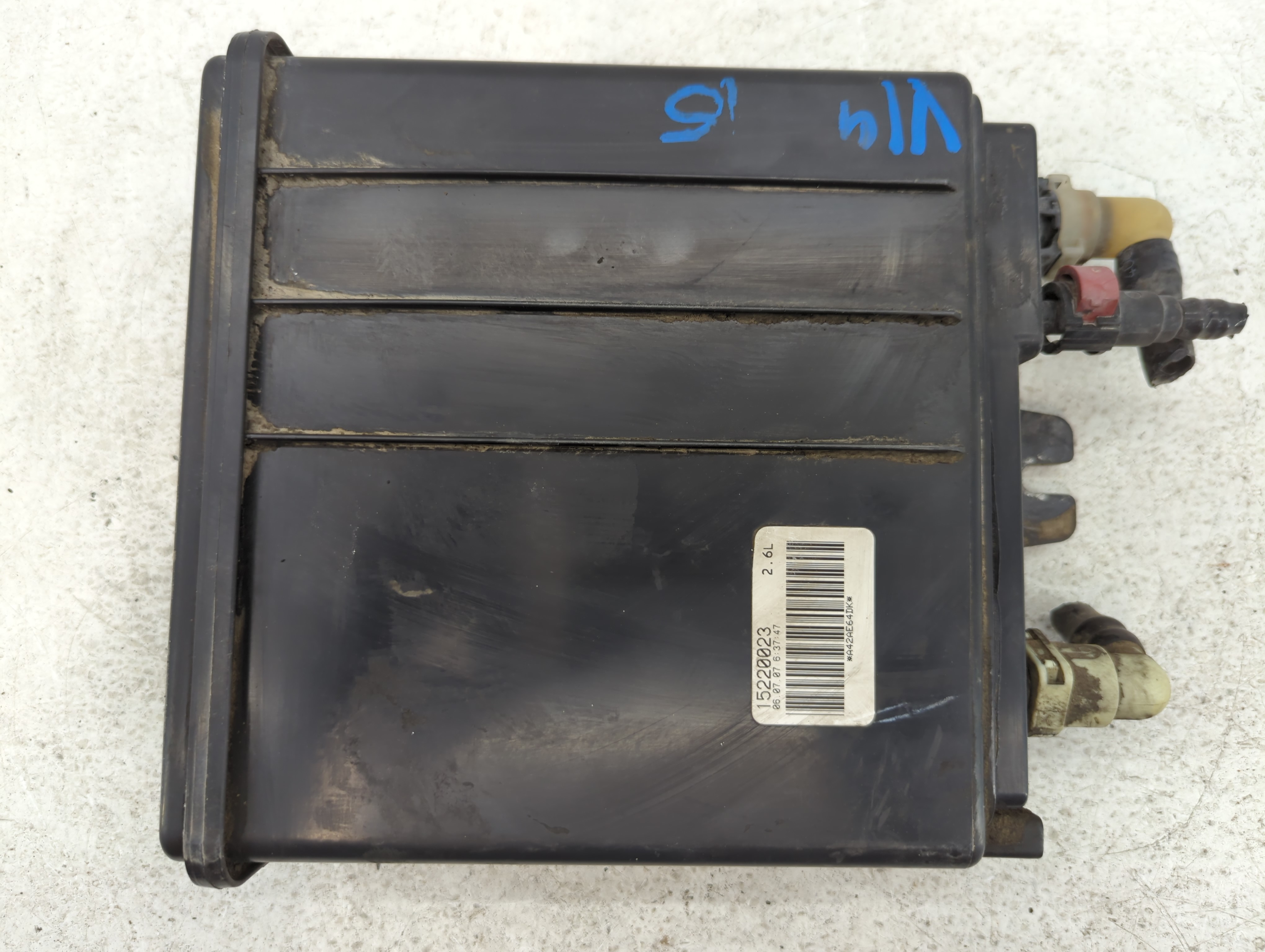 2007 Gmc Yukon Fuel Vapor Charcoal Canister 706921 - Oemusedautoparts1.com