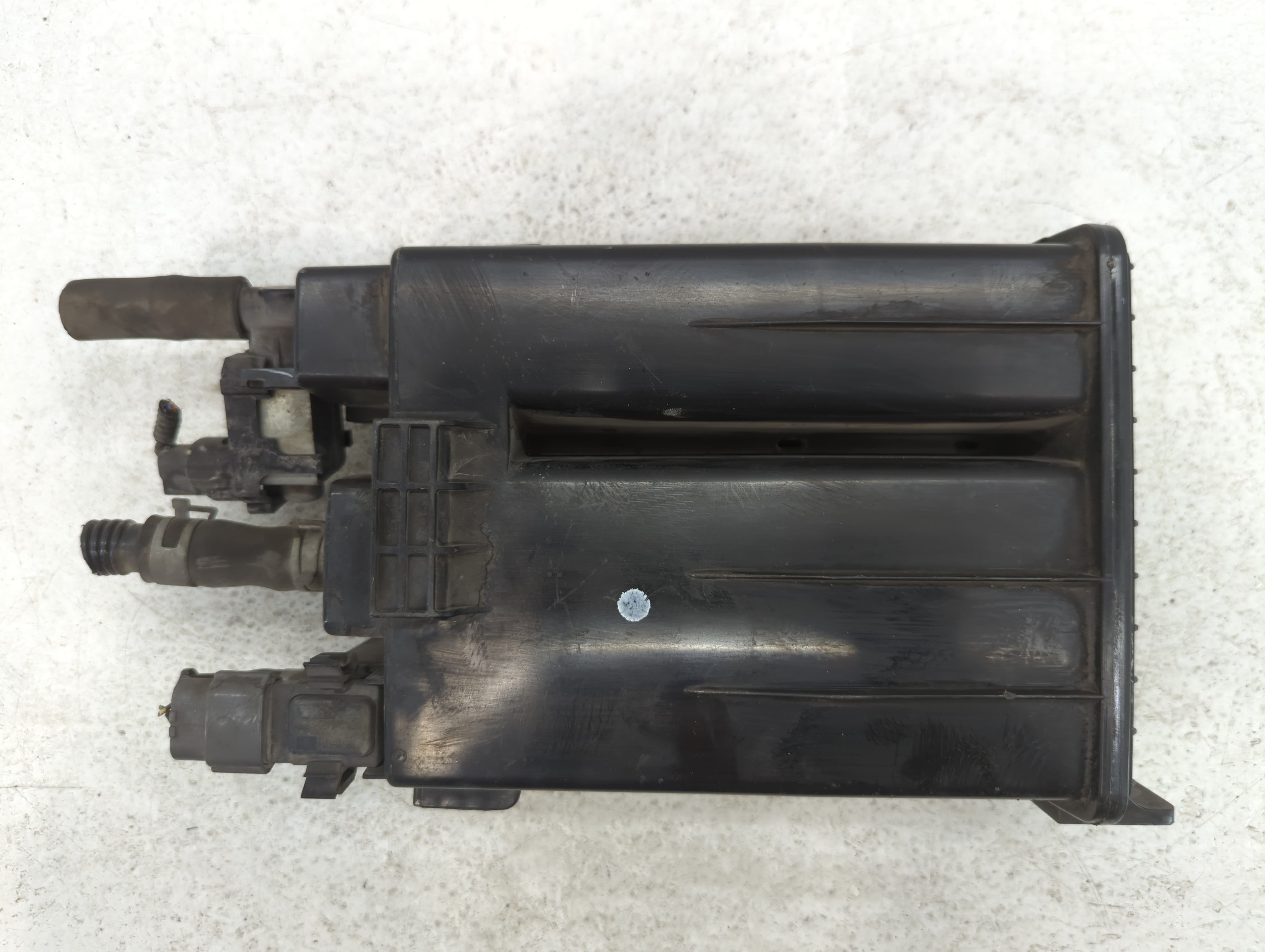 Picture of 2010 Nissan Murano Fuel Vapor Charcoal Canister 706941