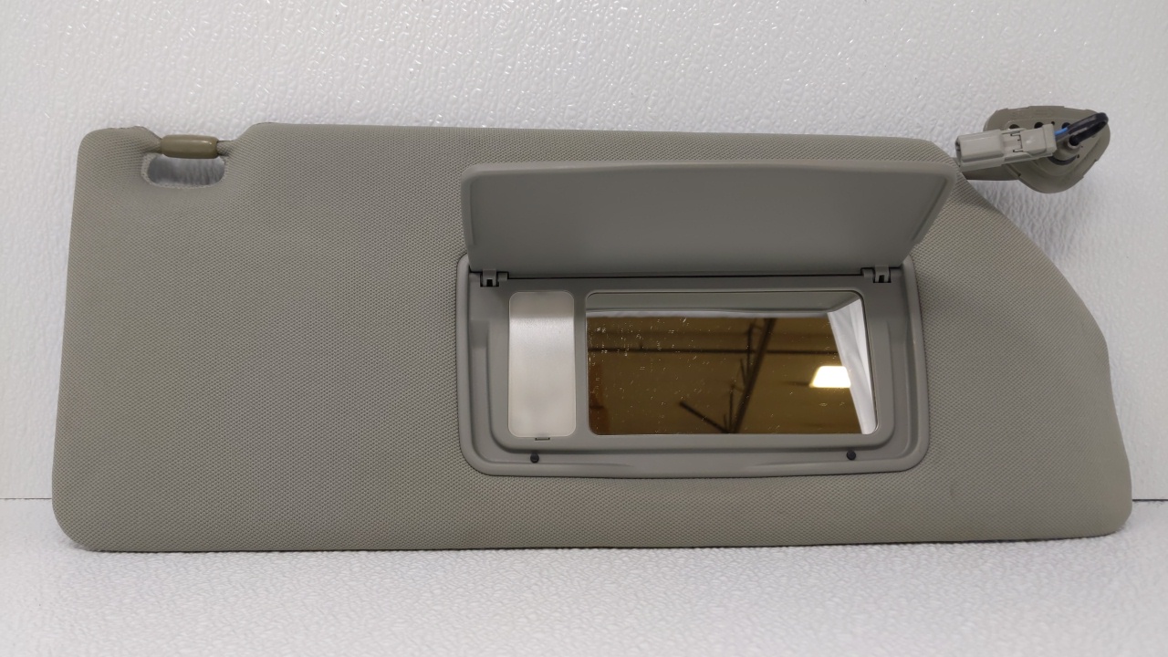 Picture of 2005-2010 Honda Odyssey Passenger Right Sun Visor Sunvisor Gray 70703