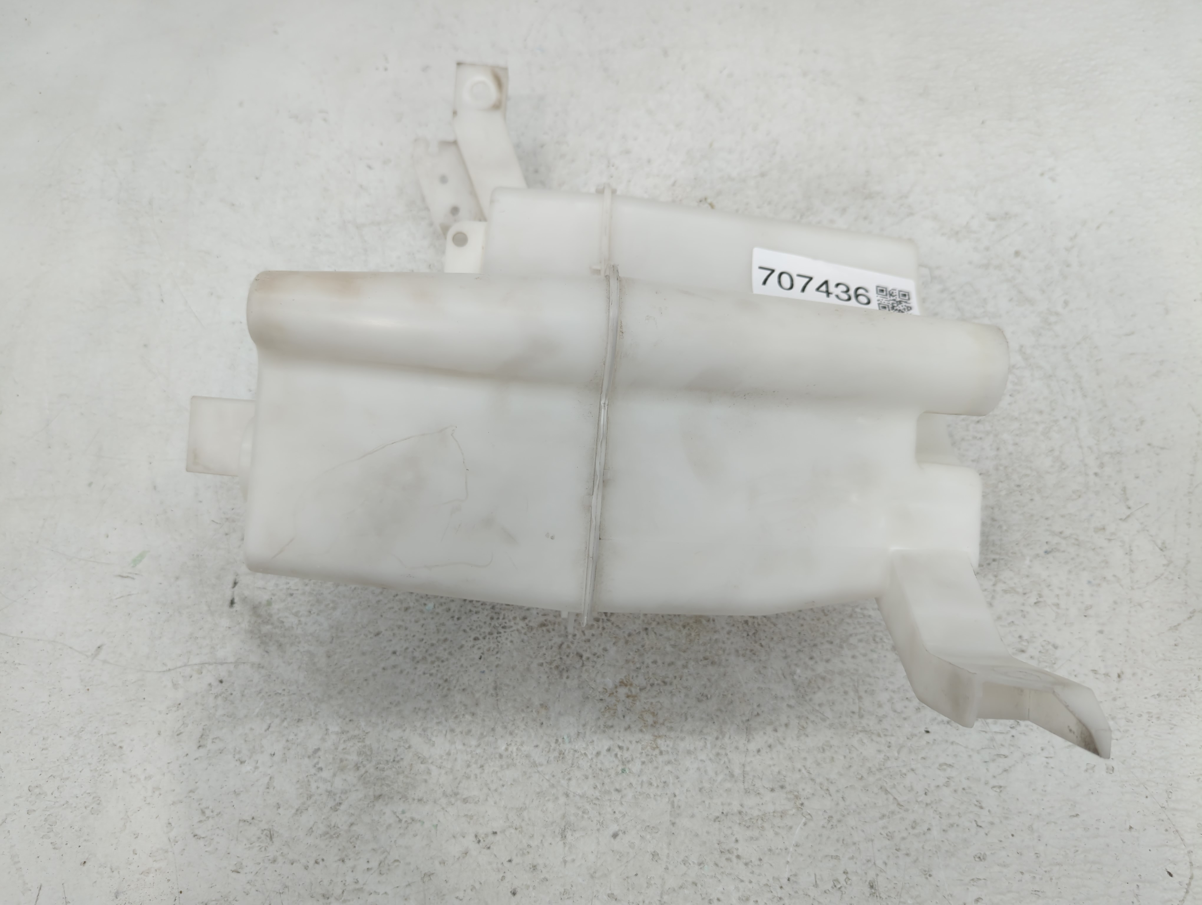 Picture of 2008-2015 Nissan Rogue Windshield Washer Fluid Reservoir Bottle Oem 707436