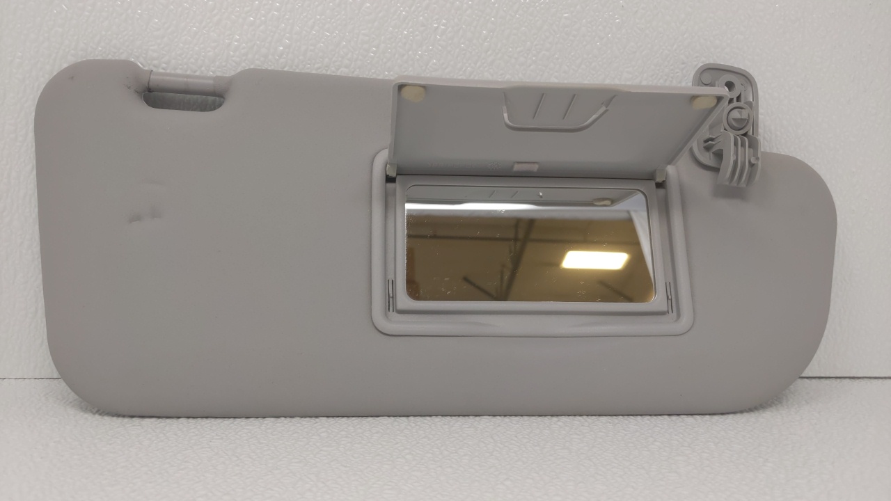 Picture of 2004-2009 Mazda 3 Passenger Right Sun Visor Sunvisor Gray 70755