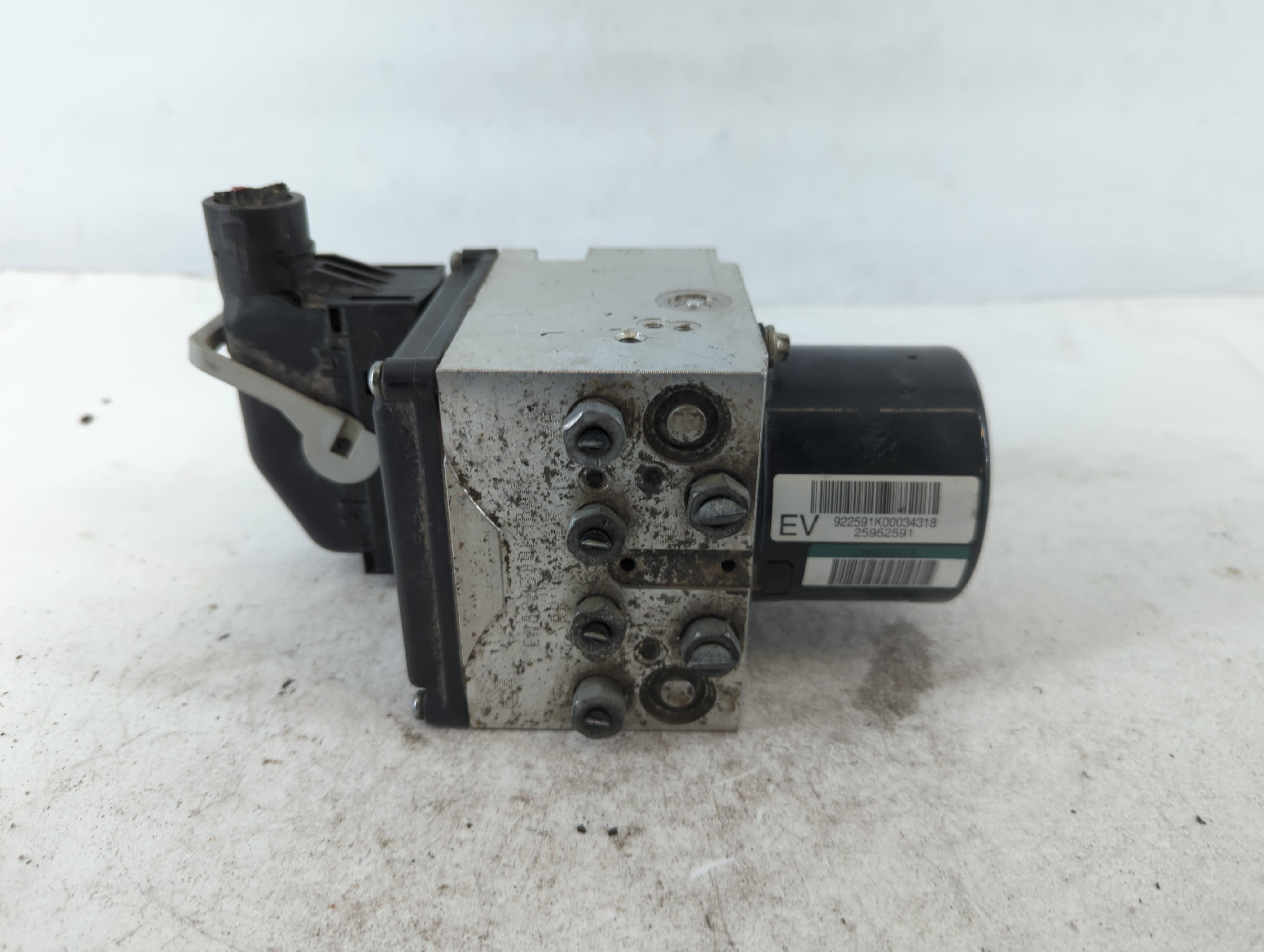 2010-2010 Chevrolet Malibu Abs Pump Control Module 707777 - Oemusedautoparts1.com
