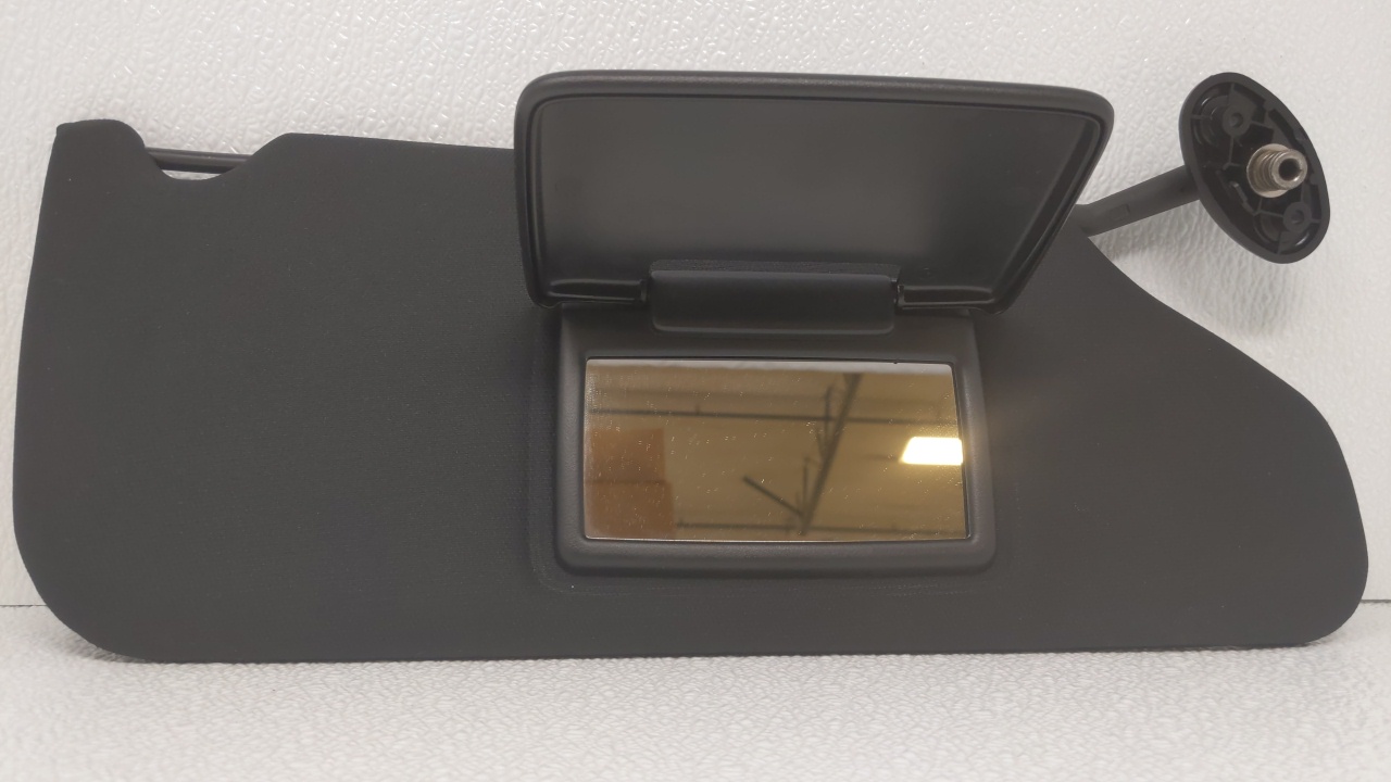 2011 Dodge Avenger Passenger Sun Visor Mirror Right Sunvisor Black 70778 - Oemusedautoparts1.com