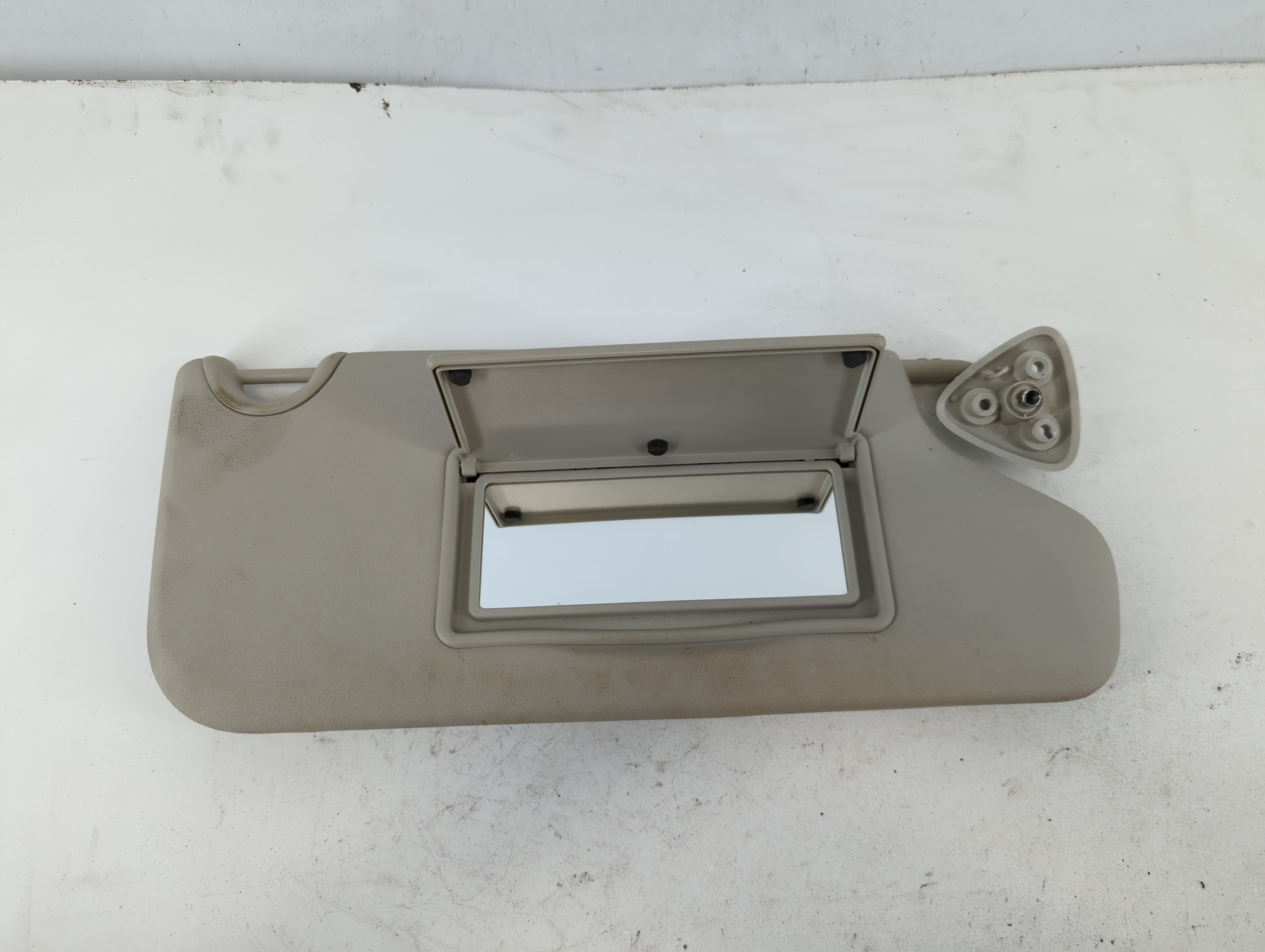 2014 Dodge Journey Driver Sun Visor Mirror Left Sunvisor Grey 707826 - Oemusedautoparts1.com