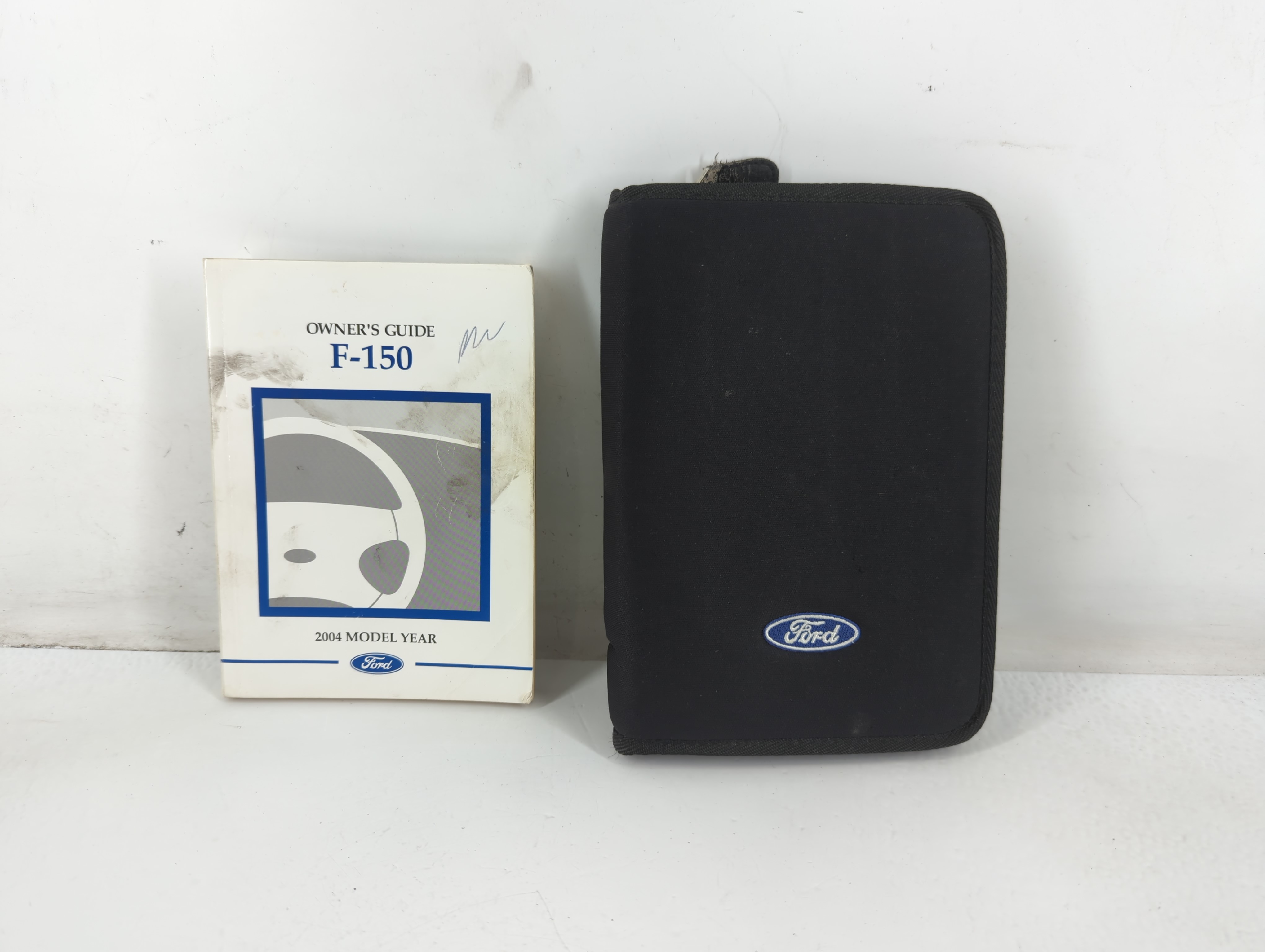 Picture of 2004 Ford F-150 Owners Manual Book Guide 708418