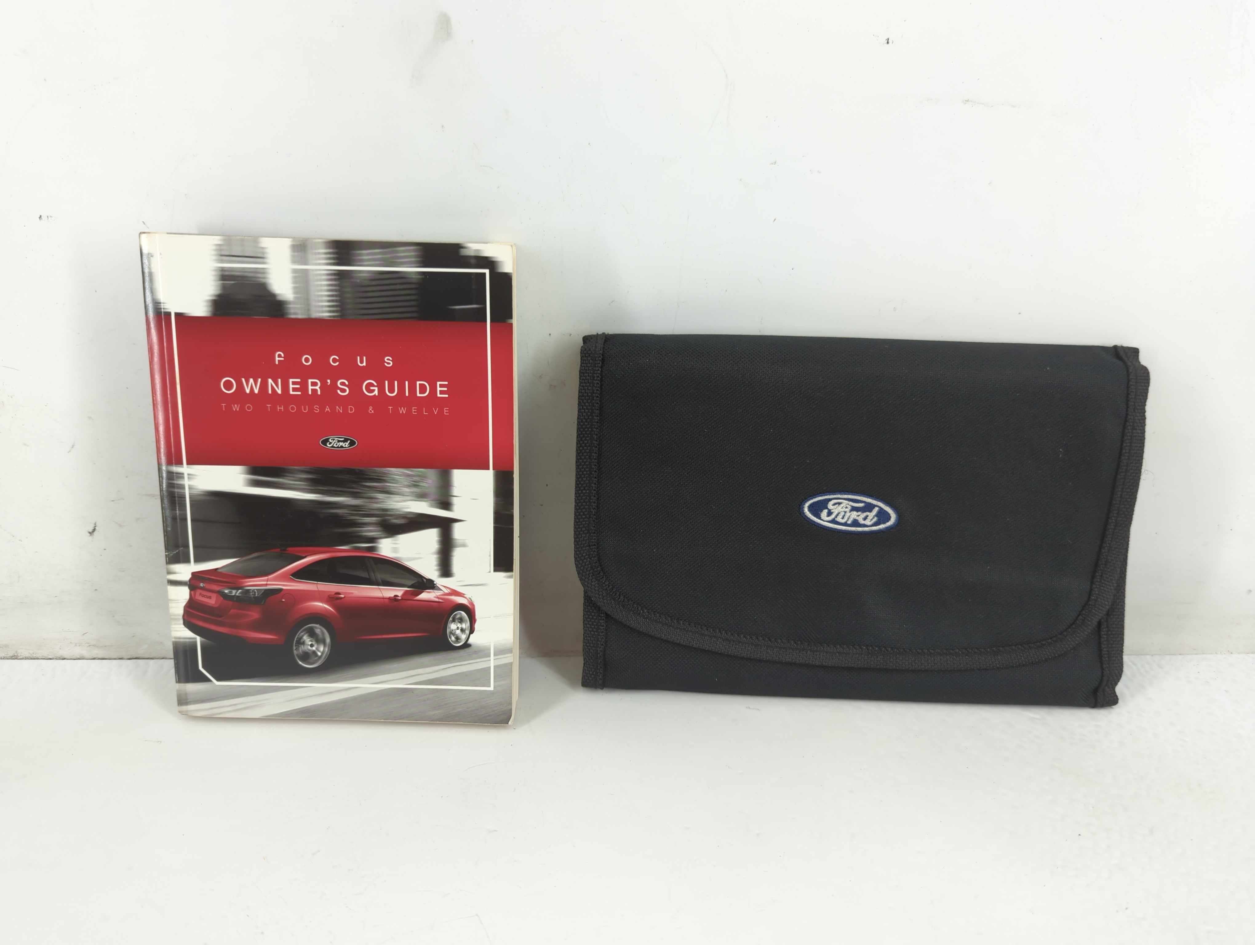 Picture of 2012 Ford Focus Owners Manual Book Guide 708427