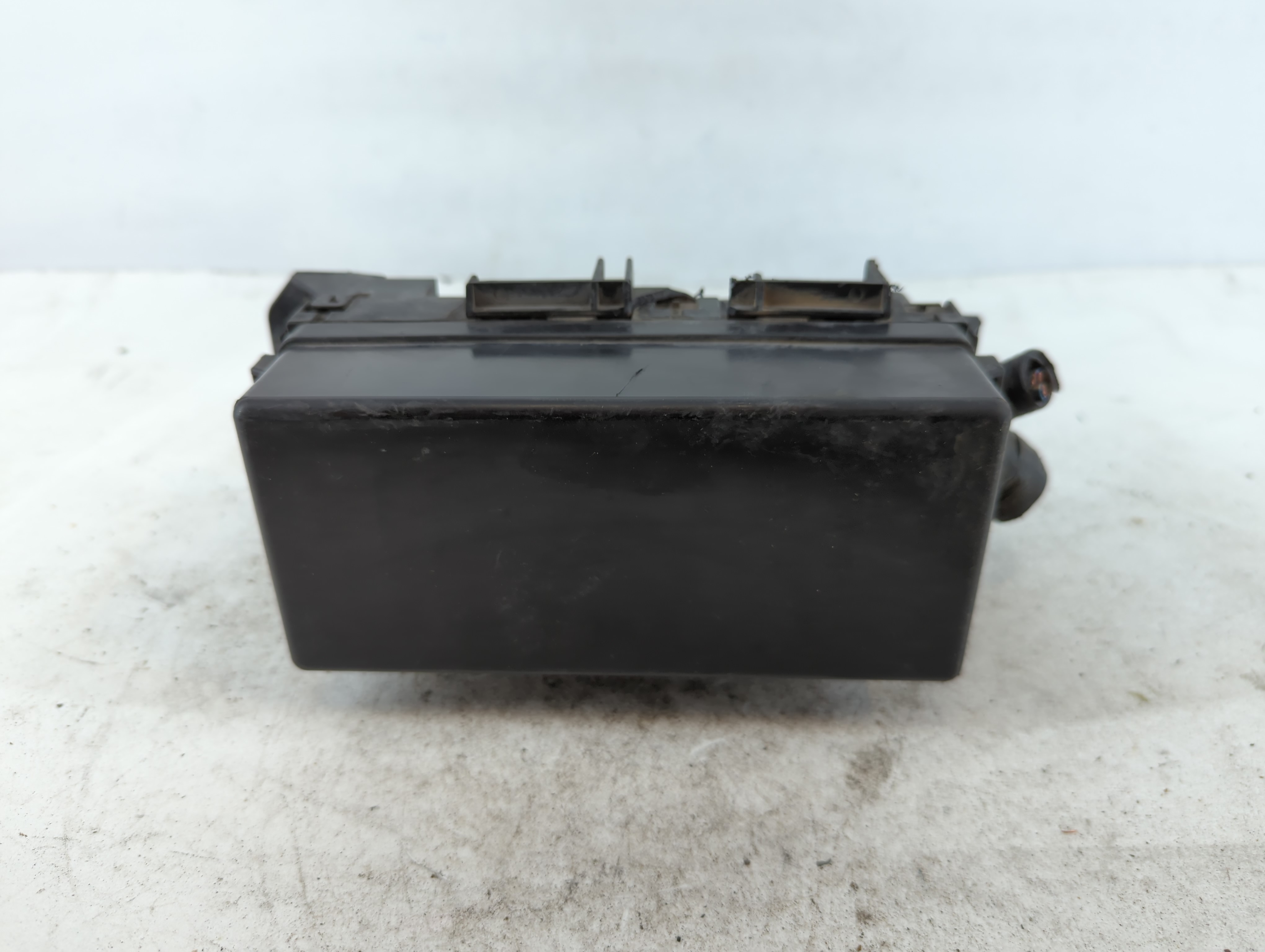 2002-2003 Nissan Maxima Fusebox Fuse Box Relay Module 24382 2z300 709079 - Oemusedautoparts1.com