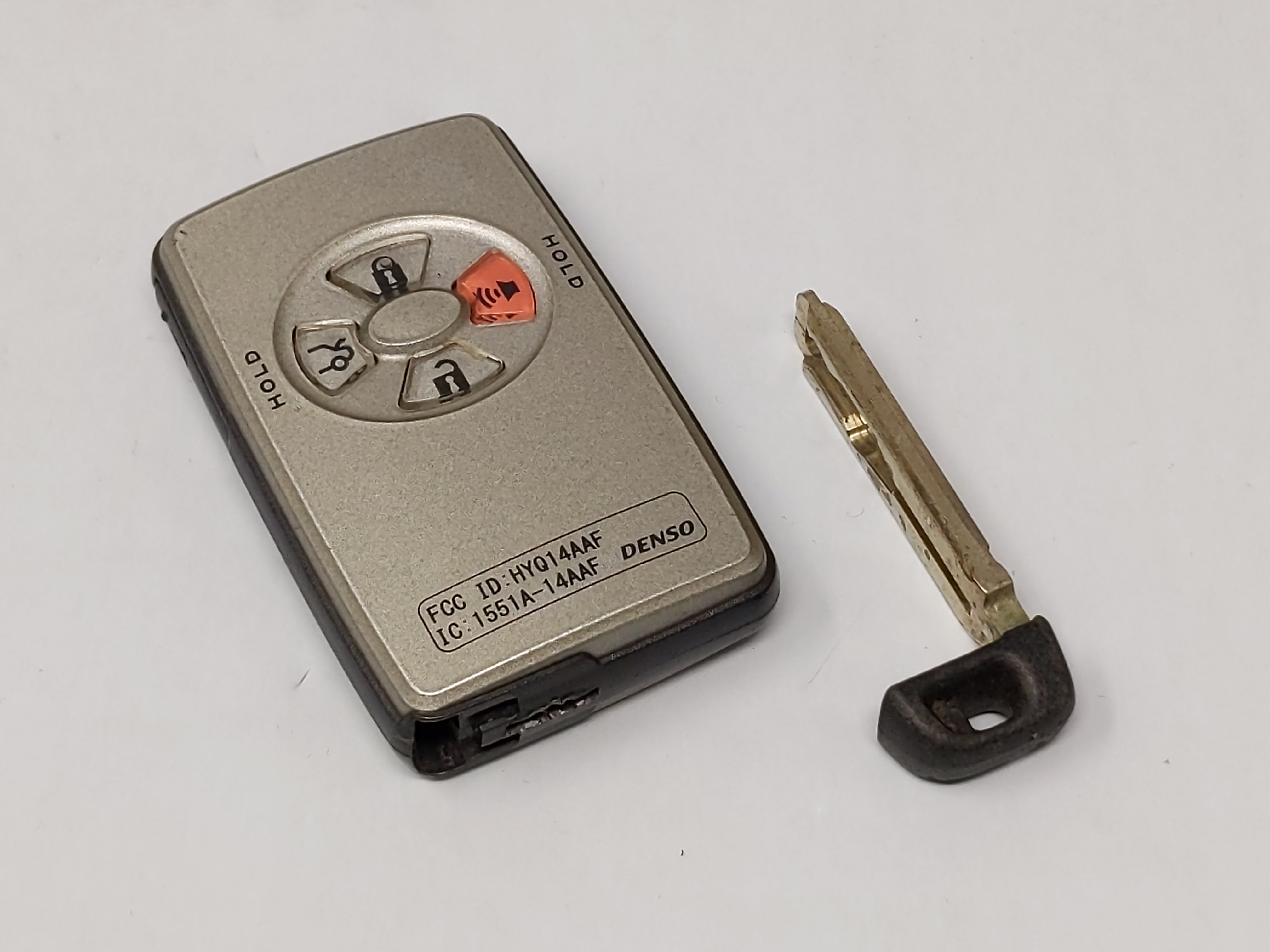 Toyota Avalon Keyless Entry Remote Hyq14aaf 271451-0111 4 Buttons 70911 - Oemusedautoparts1.com