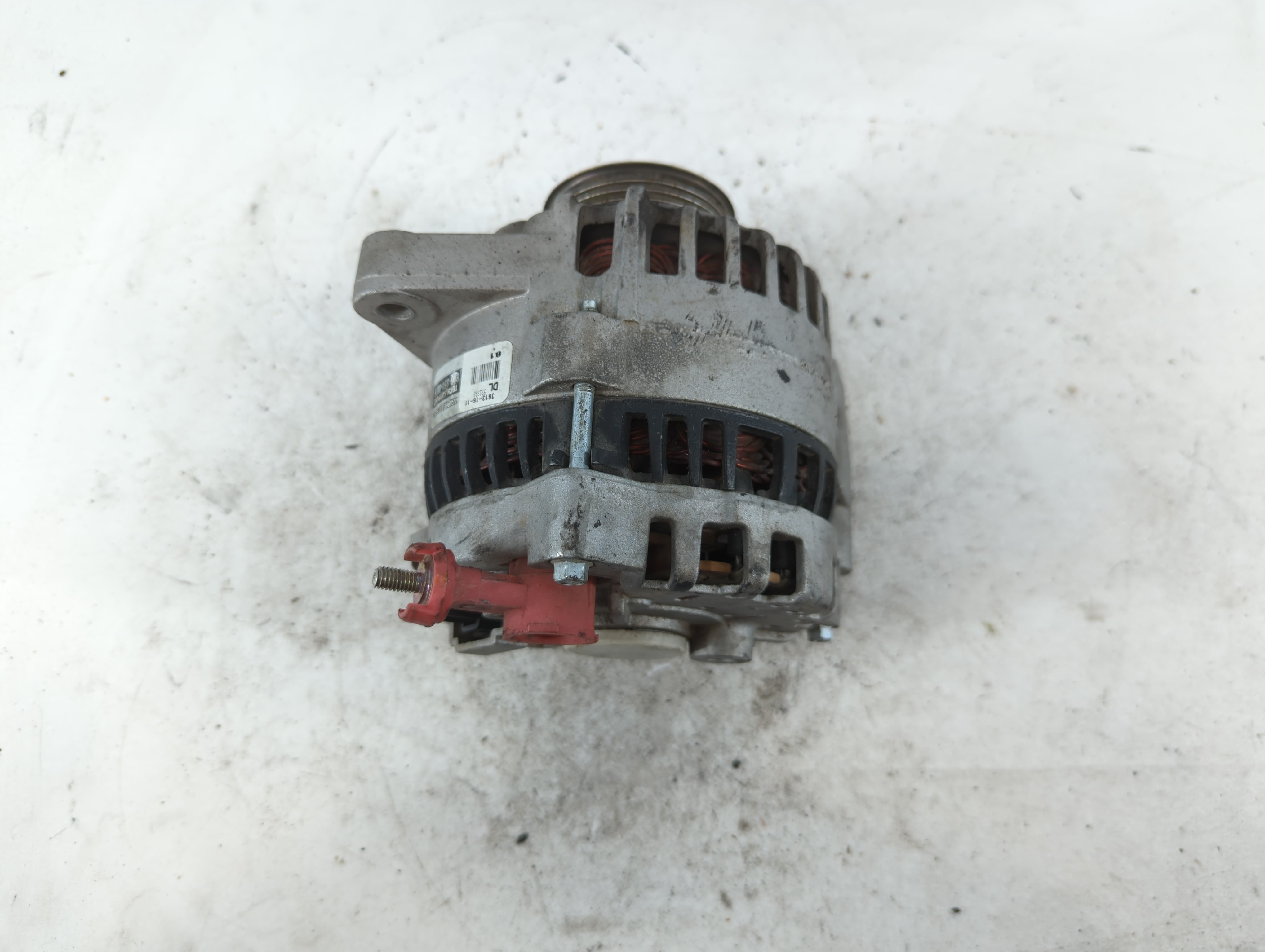 Picture of 2001-2004 Ford Mustang Alternator Generator Charging Assembly Engine Oem 711165