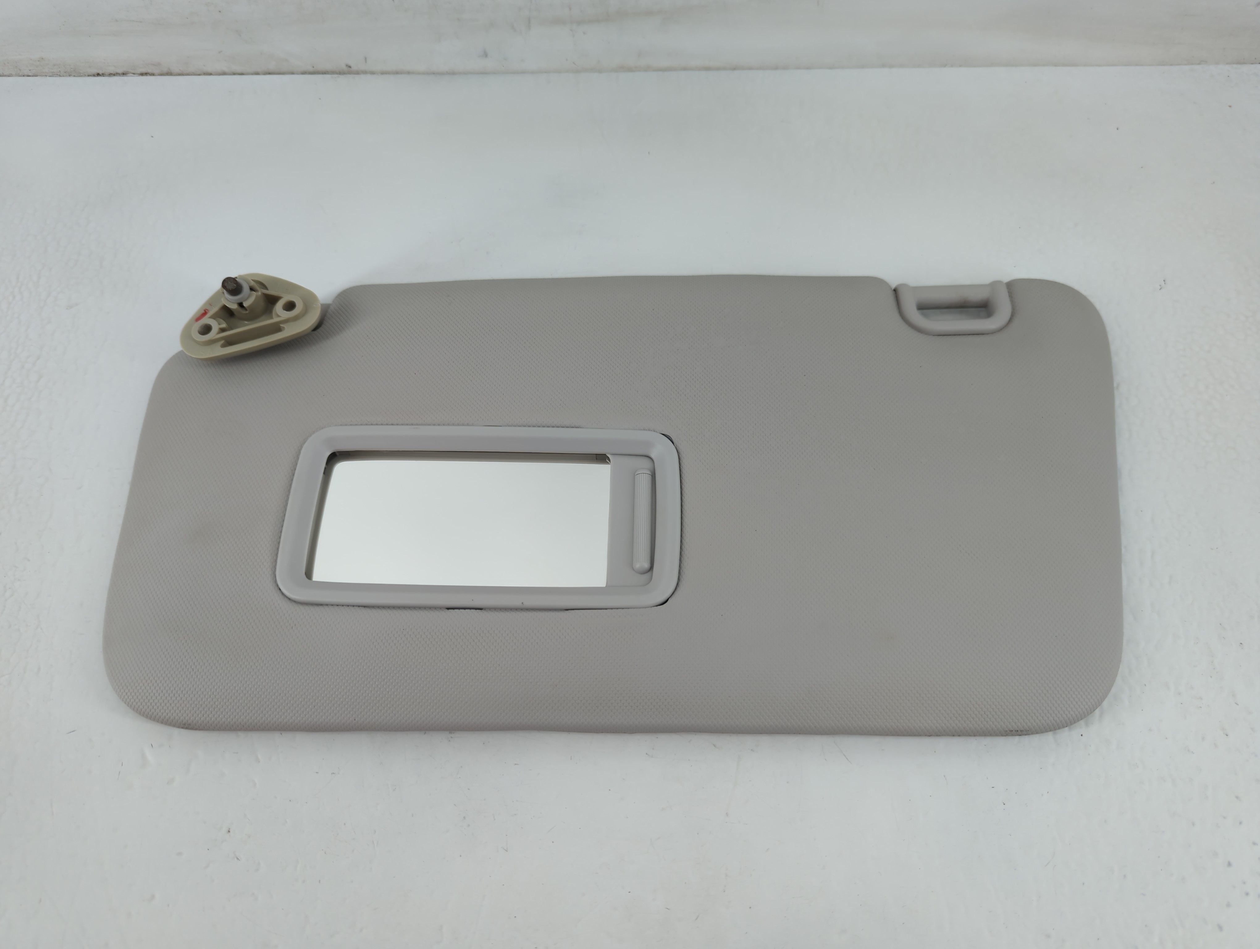 2012 Subaru Forester Driver Sun Visor Mirror Left Sunvisor Grey 711283 - Oemusedautoparts1.com