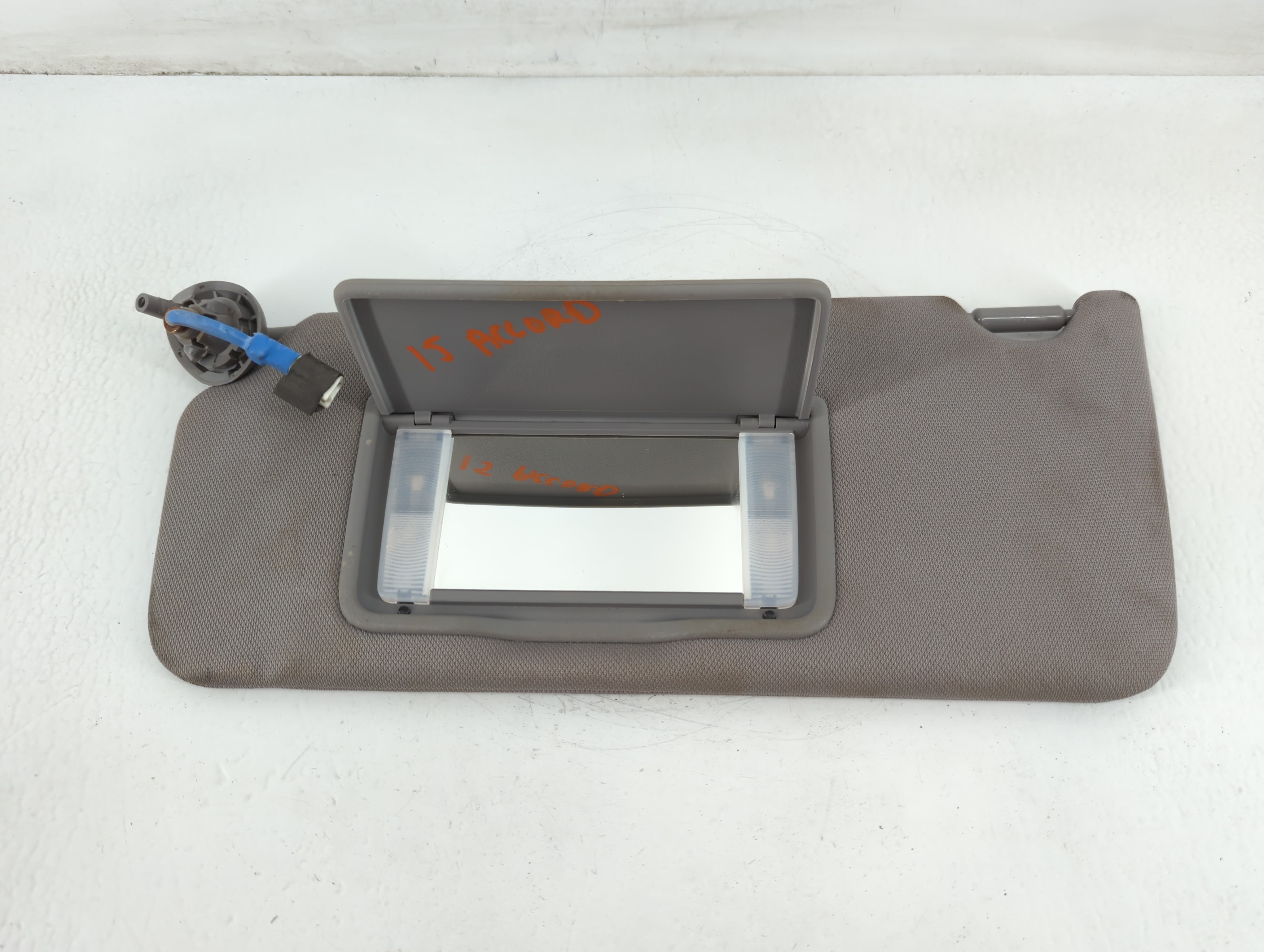 2013-2017 Honda Accord Driver Sun Visor Mirror Left Sunvisor Grey 711308 - Oemusedautoparts1.com