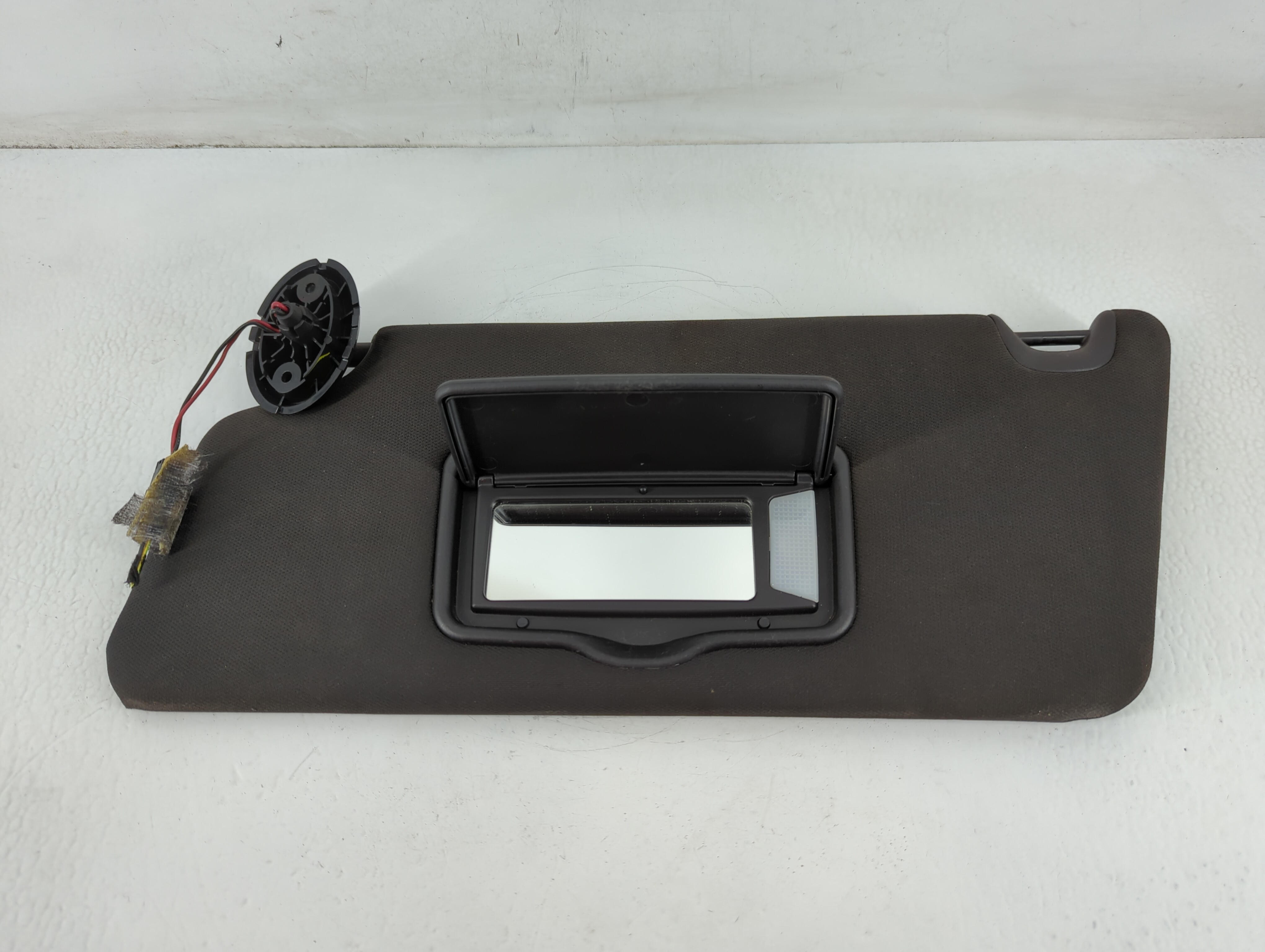 Picture of 2011-2015 Ford Explorer Driver Sun Visor Mirror Left Sunvisor Black 711337