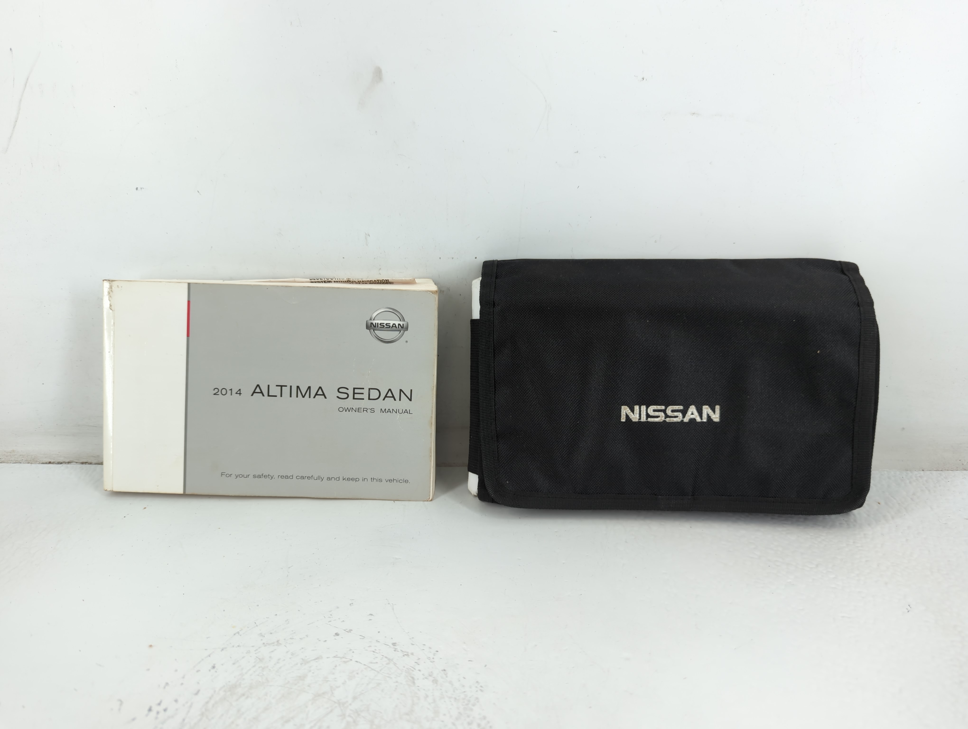 2014 Nissan Altima Owners Manual Book Guide 711480 - Oemusedautoparts1.com
