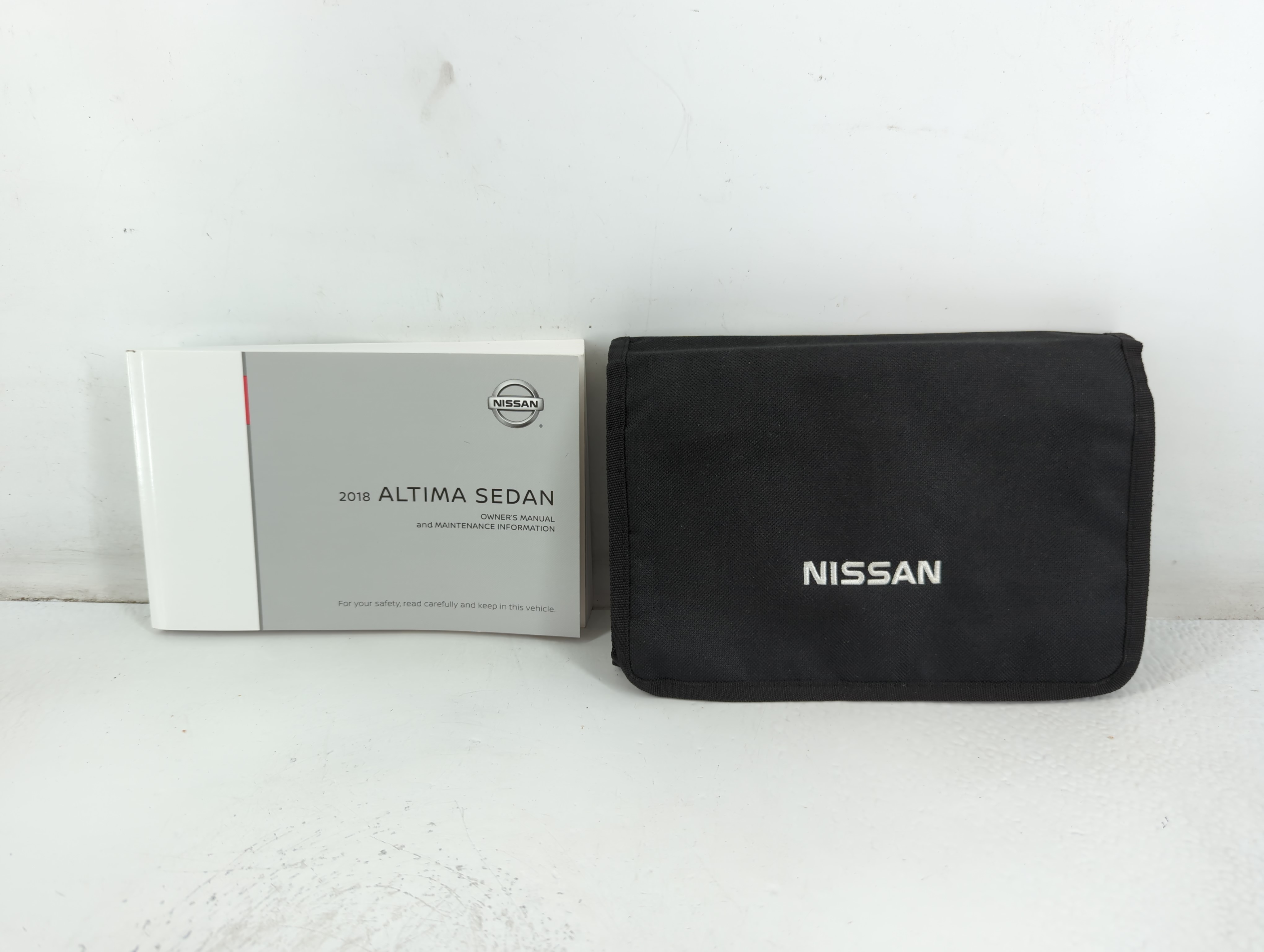 2018 Nissan Altima Owners Manual Book Guide 711490 - Oemusedautoparts1.com
