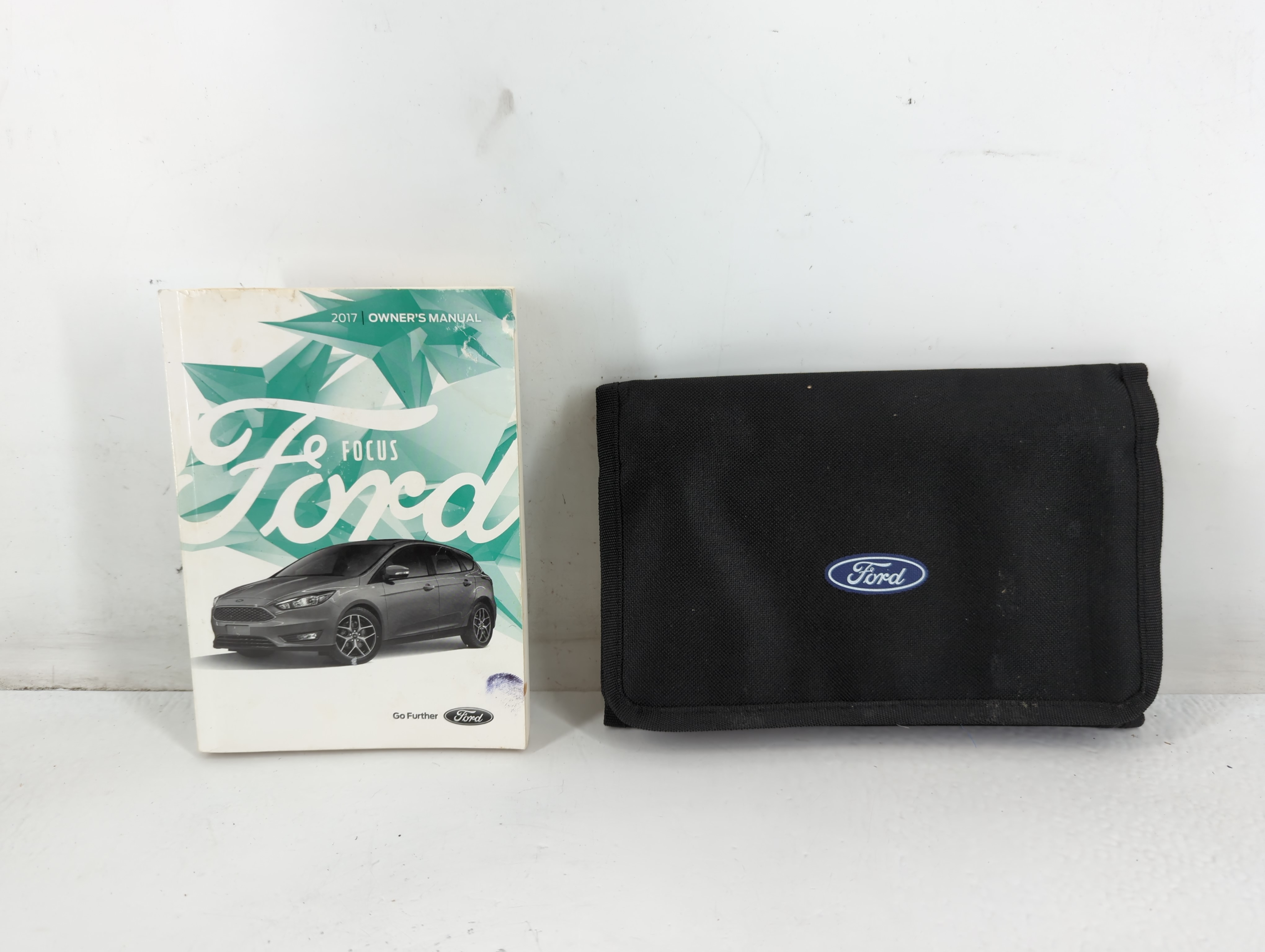 Picture of 2017 Ford Focus Owners Manual Book Guide 711505