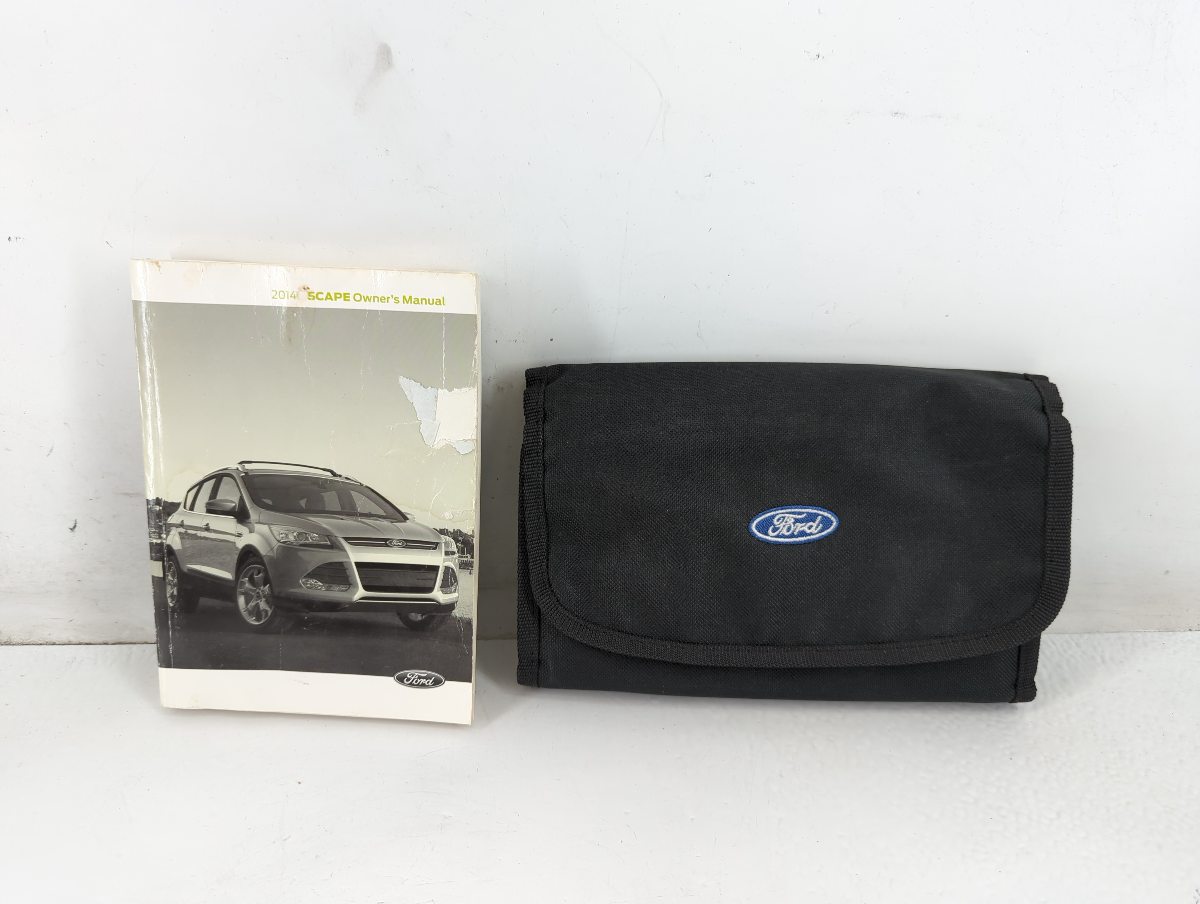 Picture of 2014 Ford Escape Owners Manual Book Guide 711569