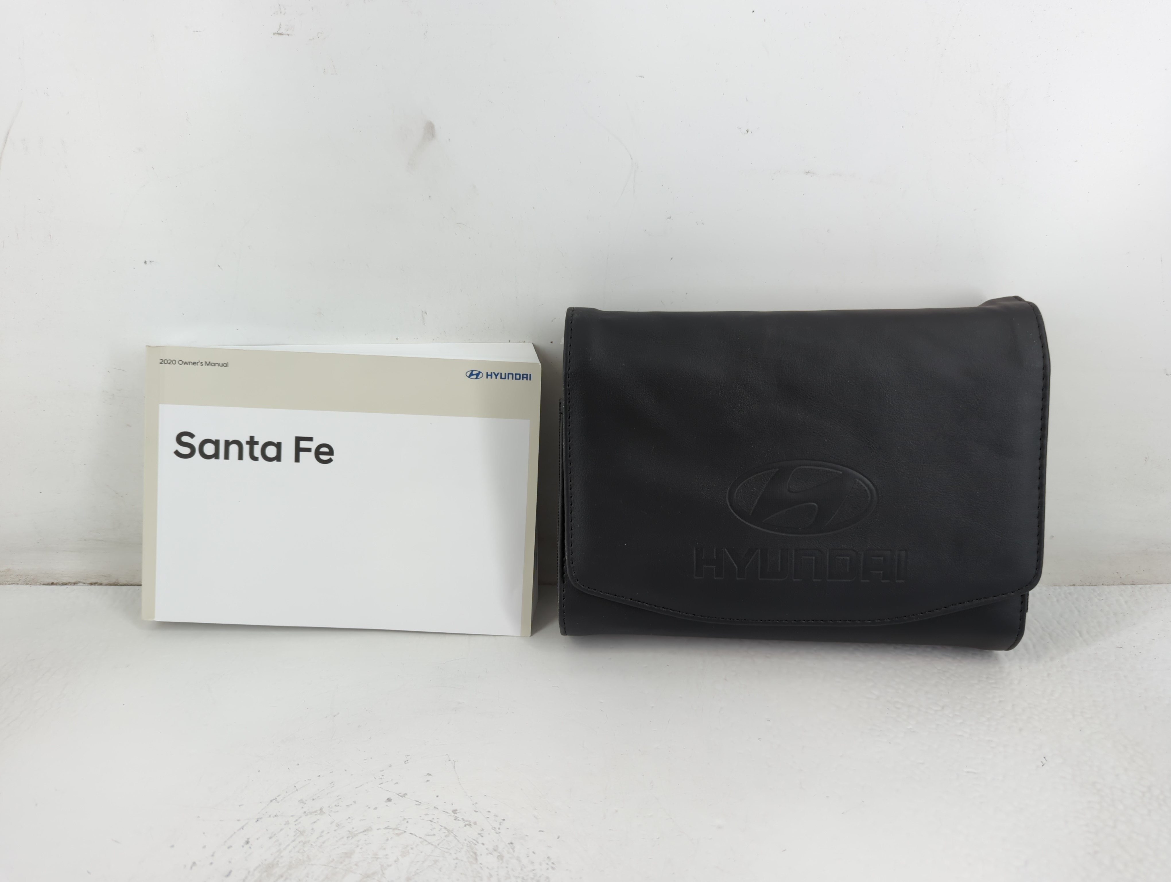 2020 Hyundai Santa Fe Owners Manual Book Guide 711601 - Oemusedautoparts1.com