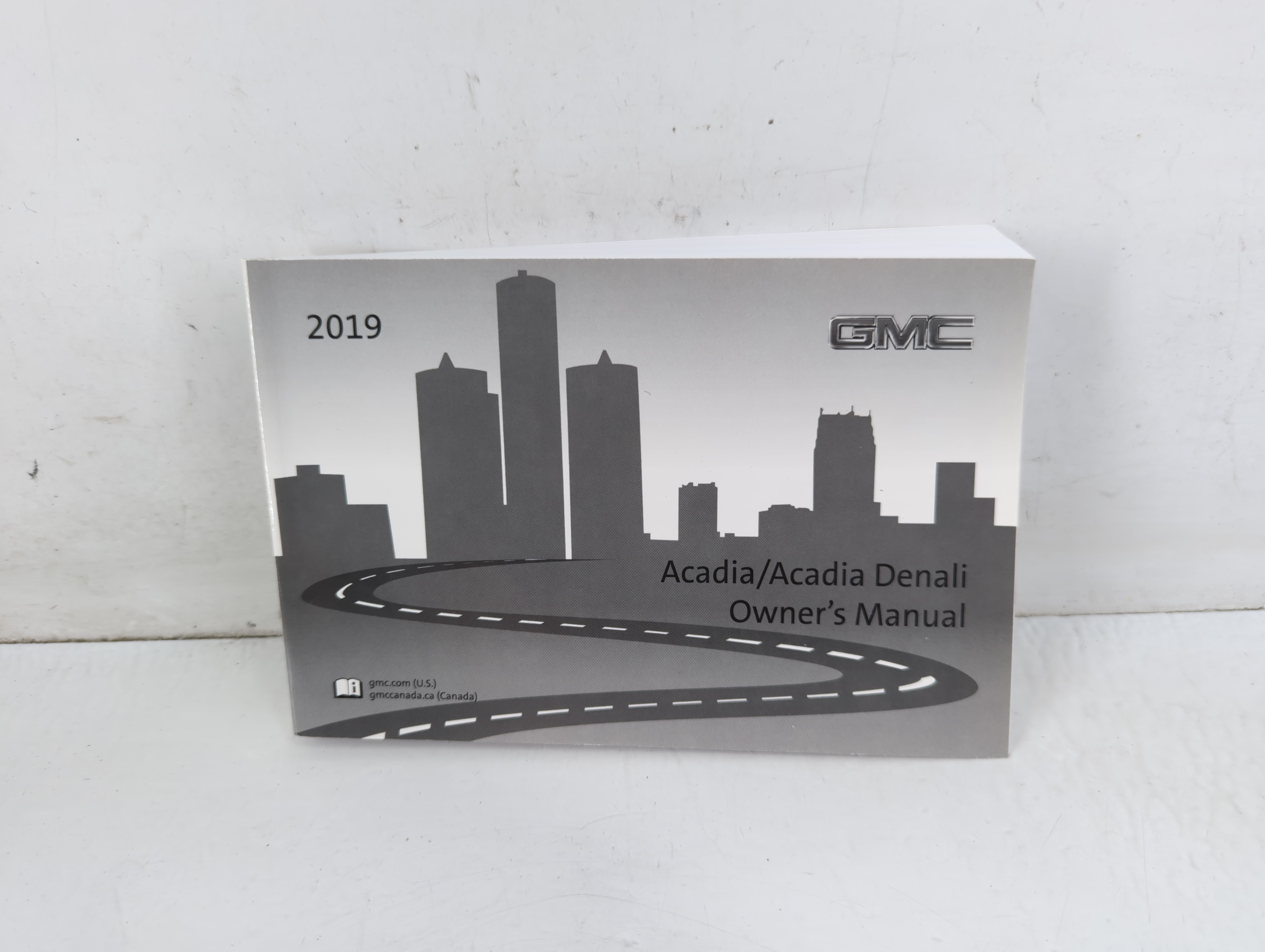 Picture of 2019 Gmc Acadia Owners Manual Book Guide 711638