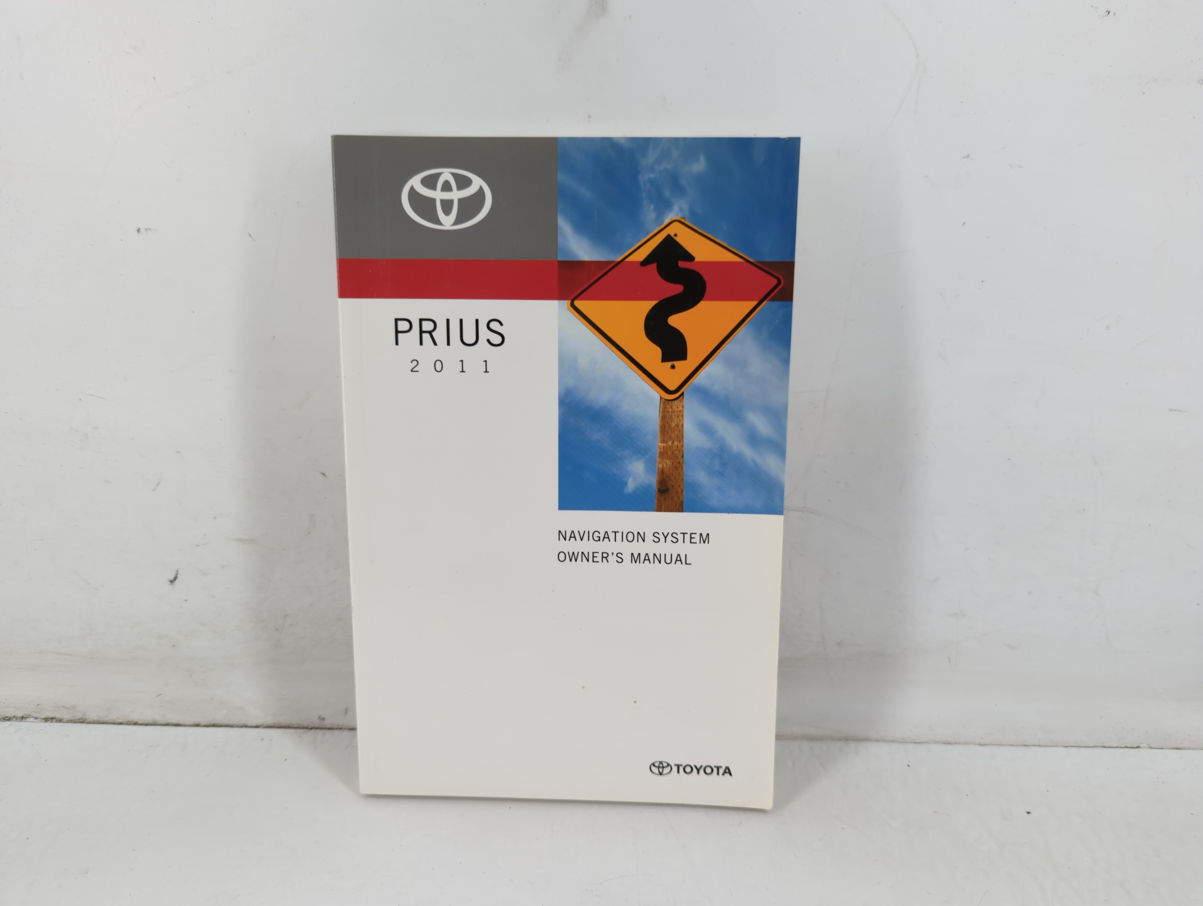 2011 Toyota Prius Owners Manual Book Guide 711645 - Oemusedautoparts1.com
