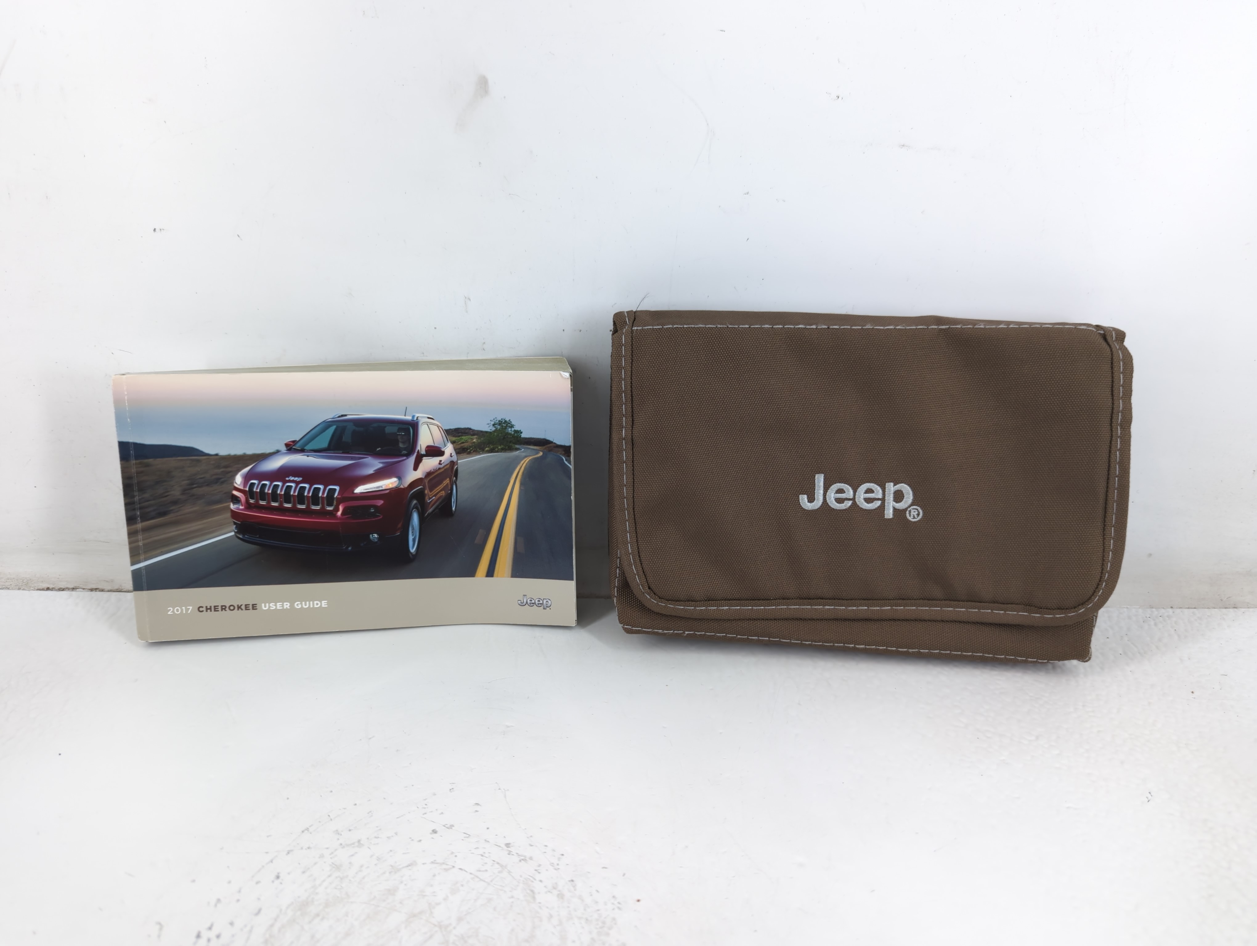 2017 Jeep Cherokee Owners Manual Book Guide 711649 - Oemusedautoparts1.com