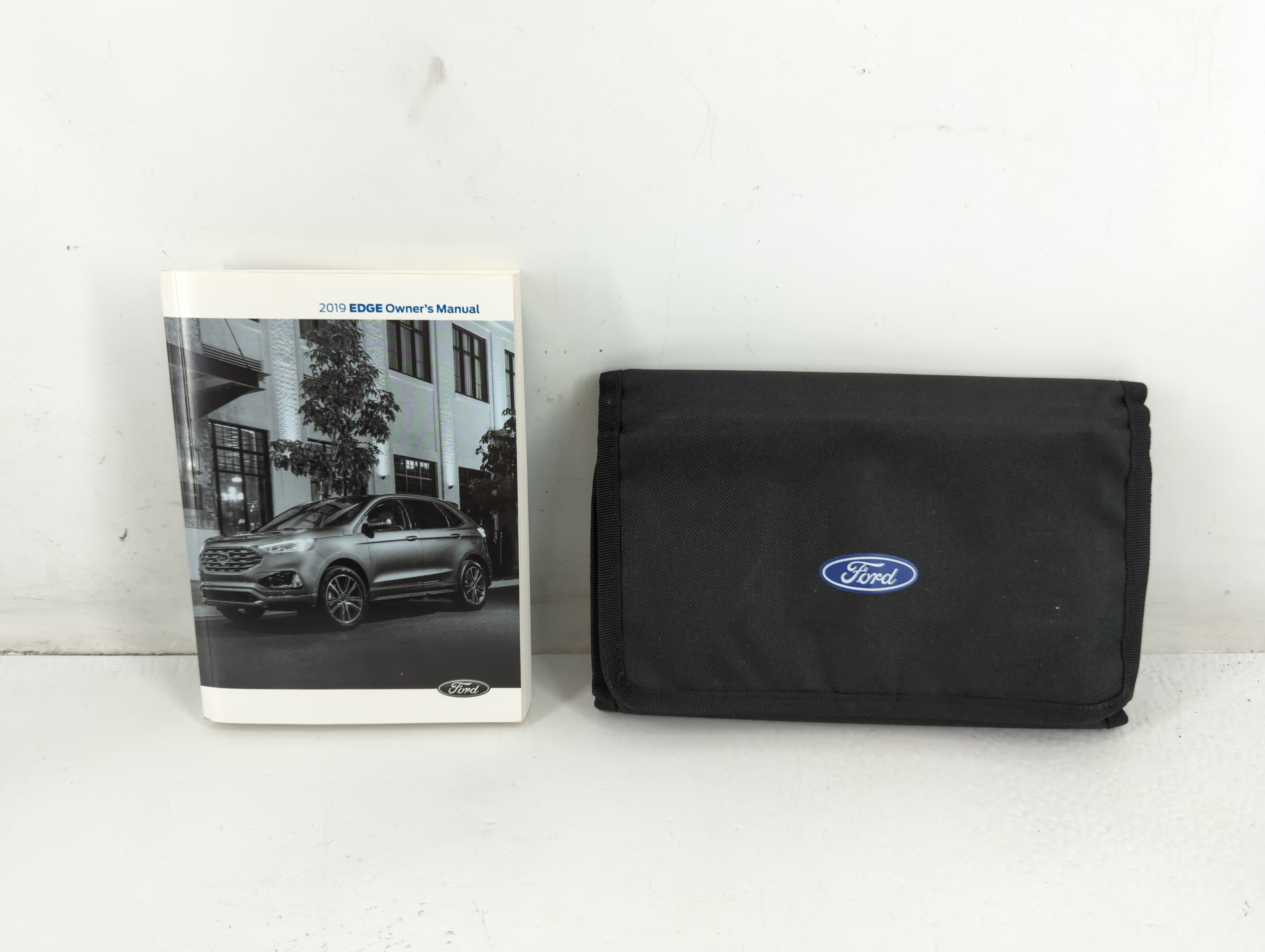 2019 Ford Edge Owners Manual Book Guide 711658 - Oemusedautoparts1.com