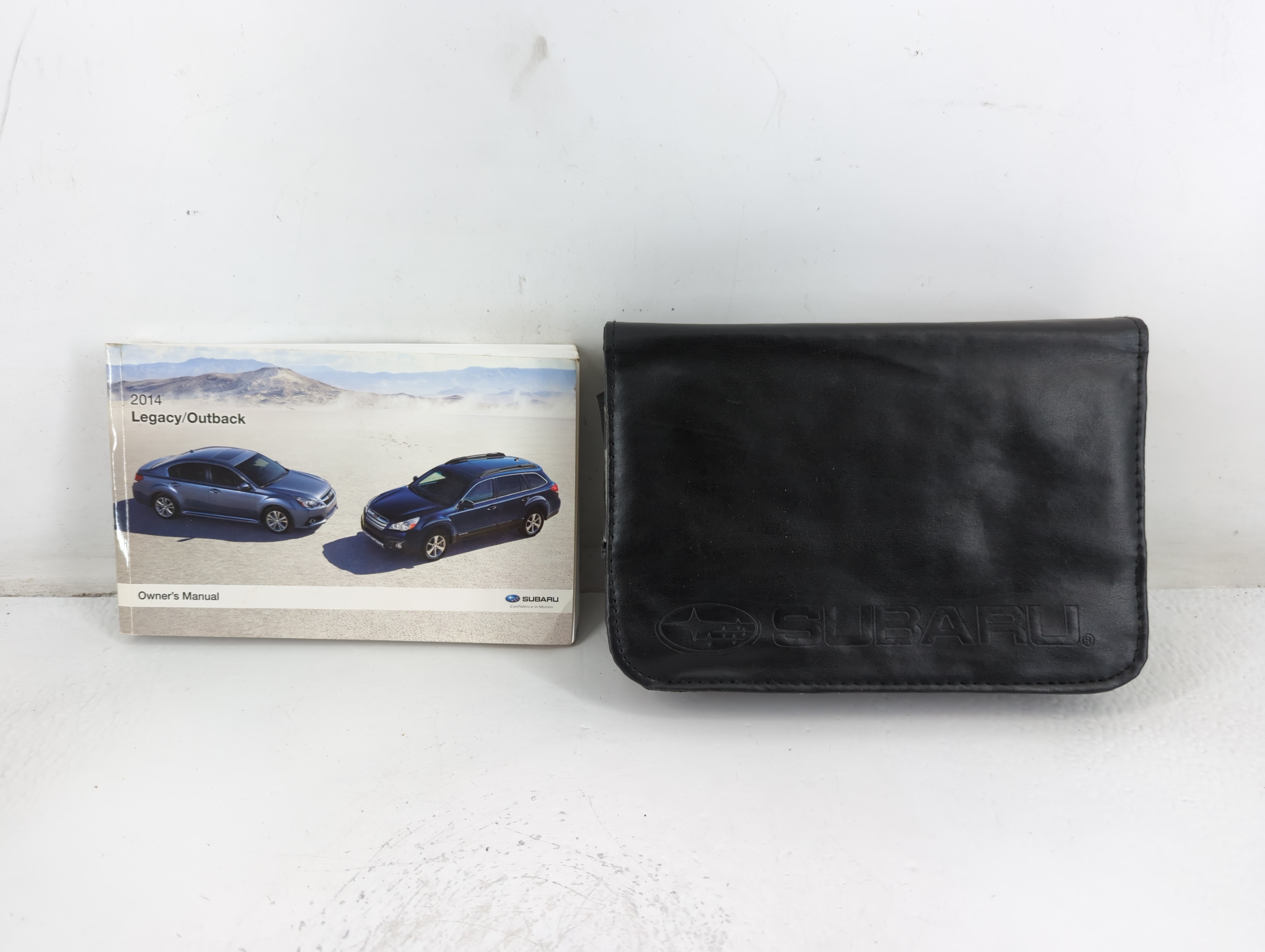 Picture of 2014 Subaru Legacy Owners Manual Book Guide 711670