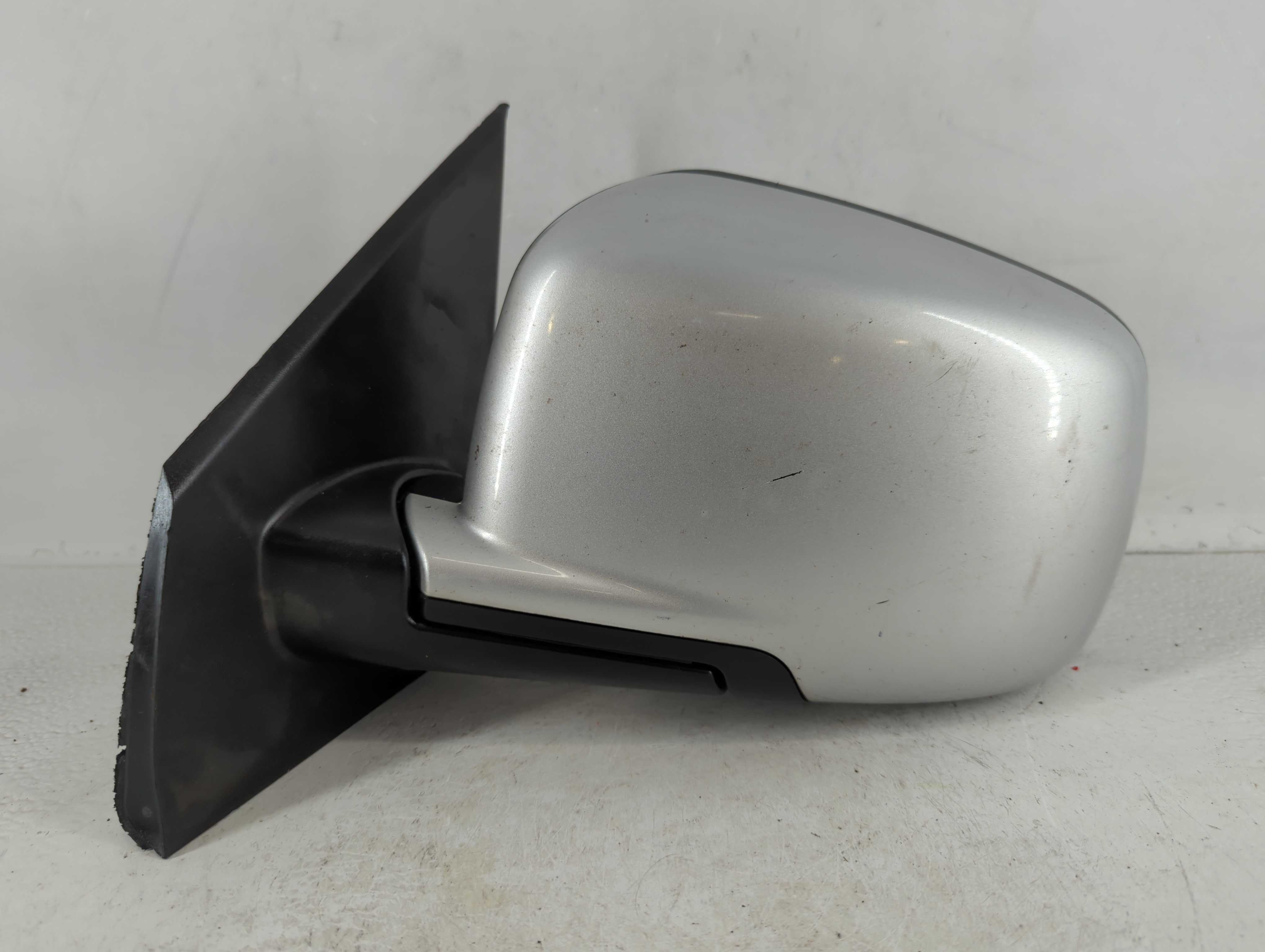 2012 Dodge Journey Driver Left Side View Manual Door Mirror Grey 711798 - Oemusedautoparts1.com