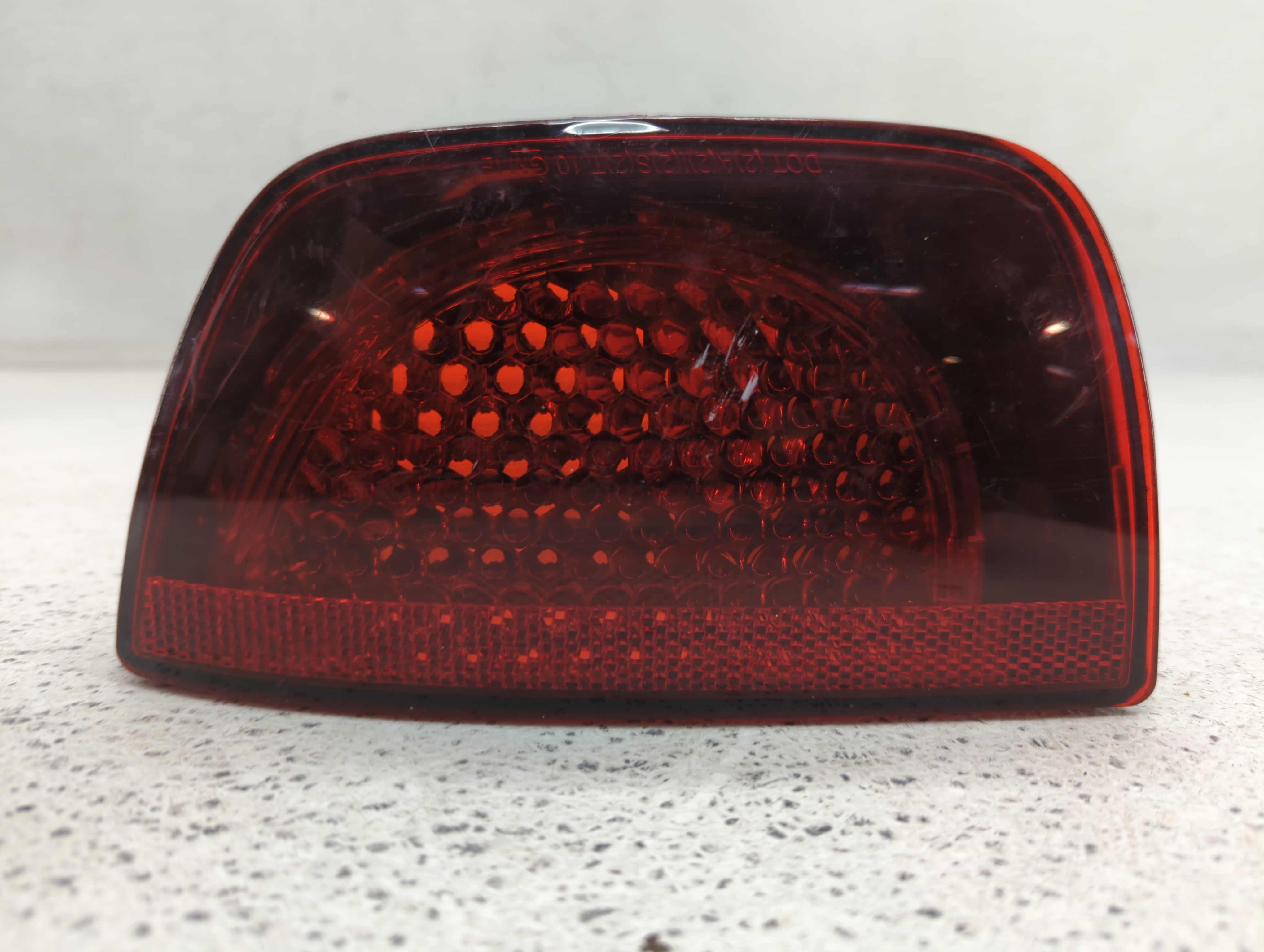 2010-2013 Chevrolet Camaro Passenger Right Side Tail Light Taillight Oem 711926 - Oemusedautoparts1.com