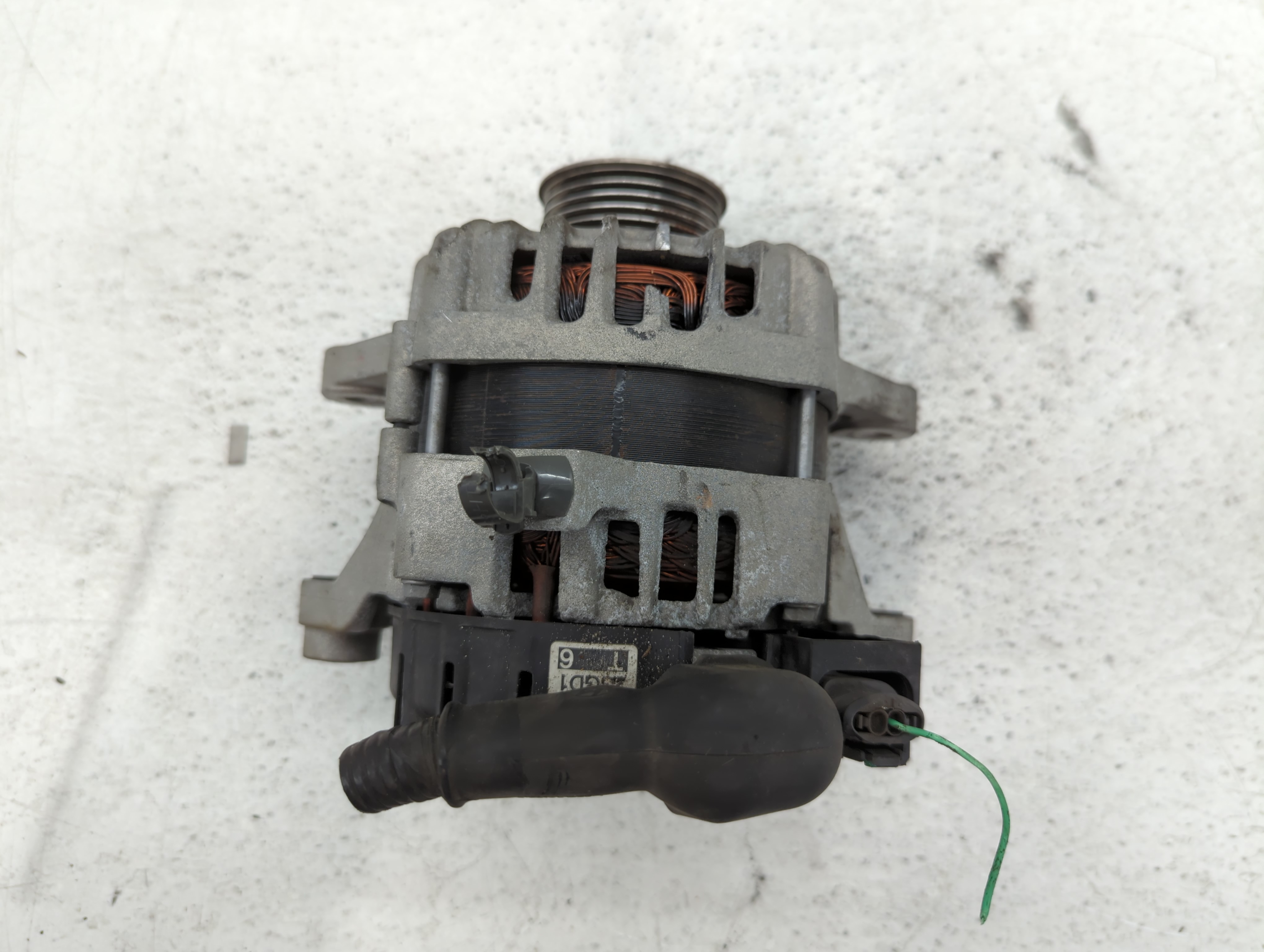 Picture of 2020 Hyundai Sonata Alternator Generator Charging Assembly Engine Oem 712170