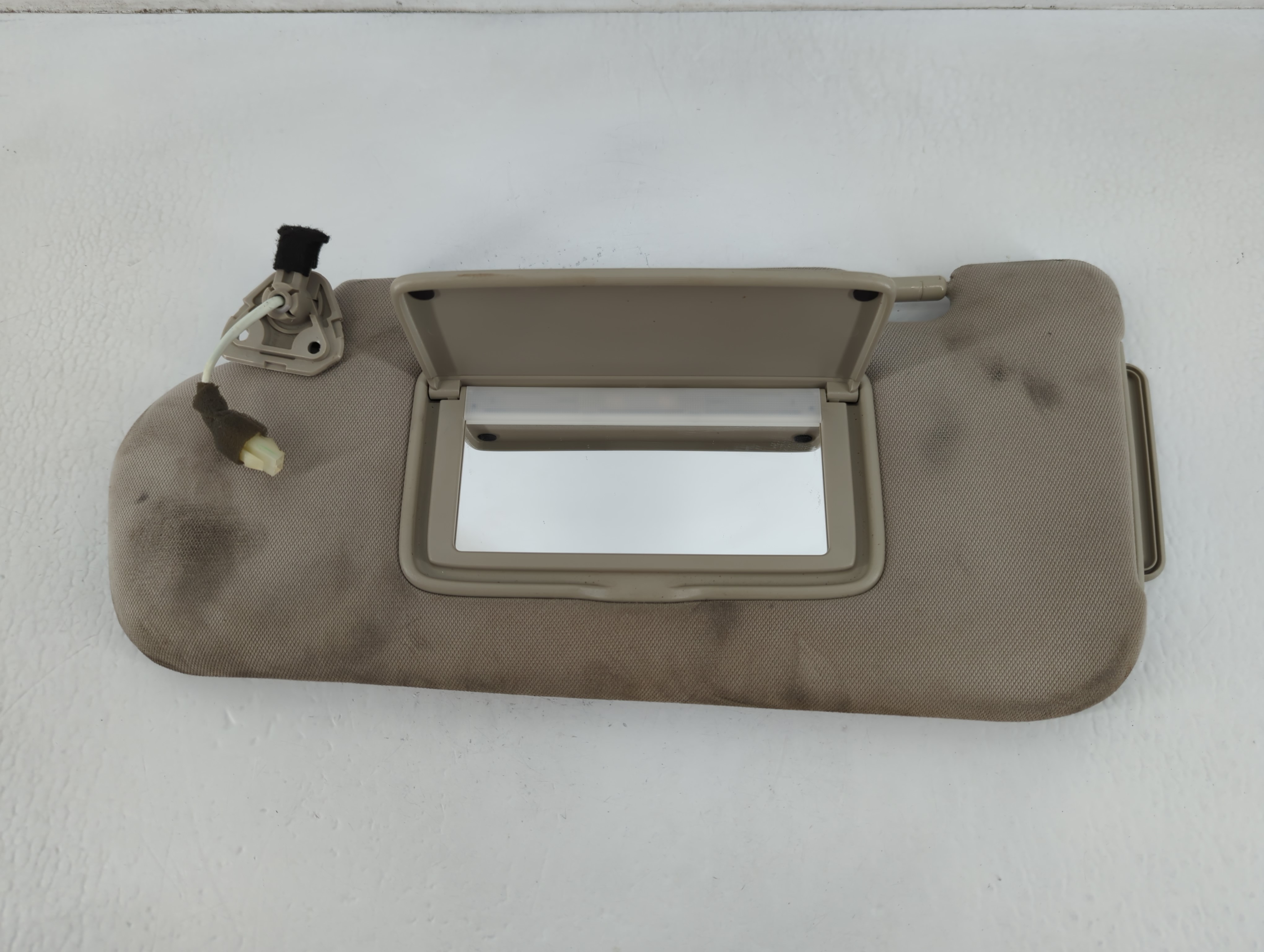 2006-2008 Infiniti Fx35 Driver Sun Visor Mirror Left Sunvisor Beige 713315 - Oemusedautoparts1.com