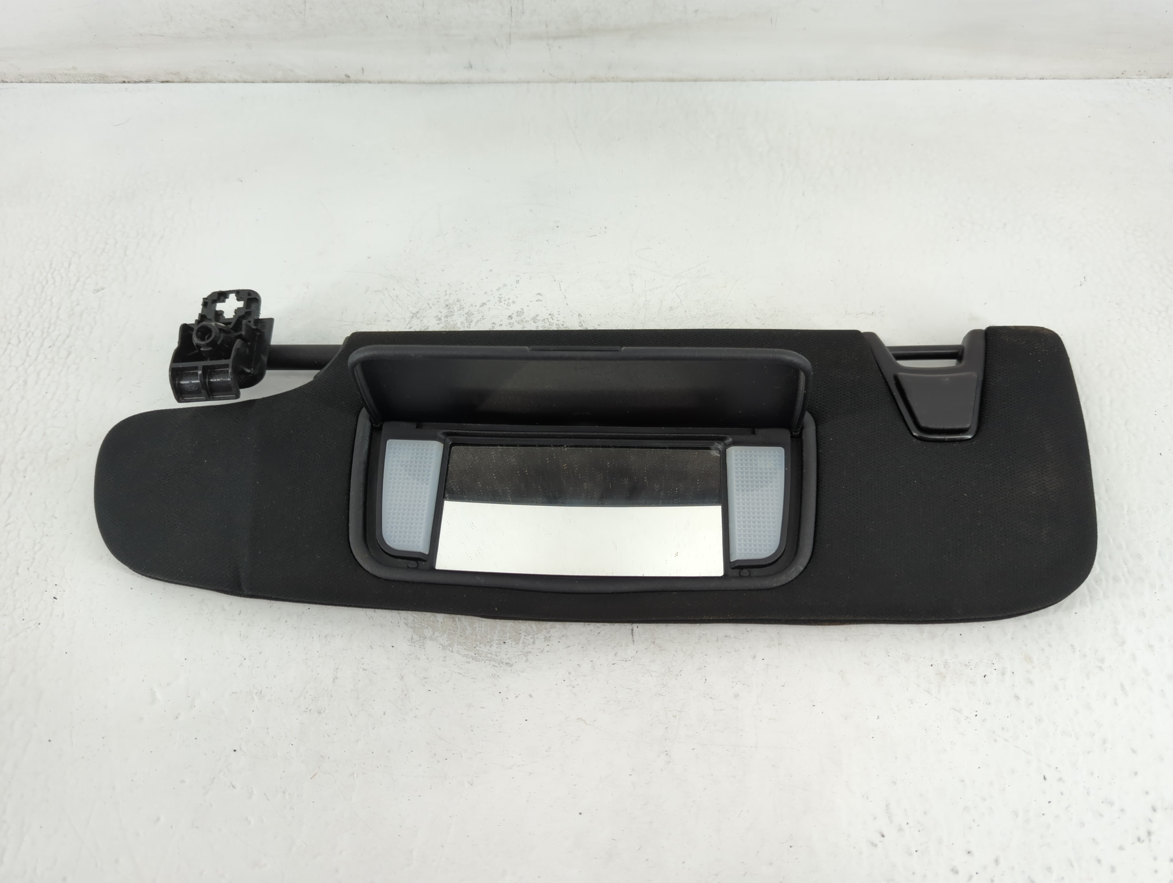 2020-2020 Lincoln Aviator Driver Sun Visor Mirror Left Sunvisor Black 713445 - Oemusedautoparts1.com