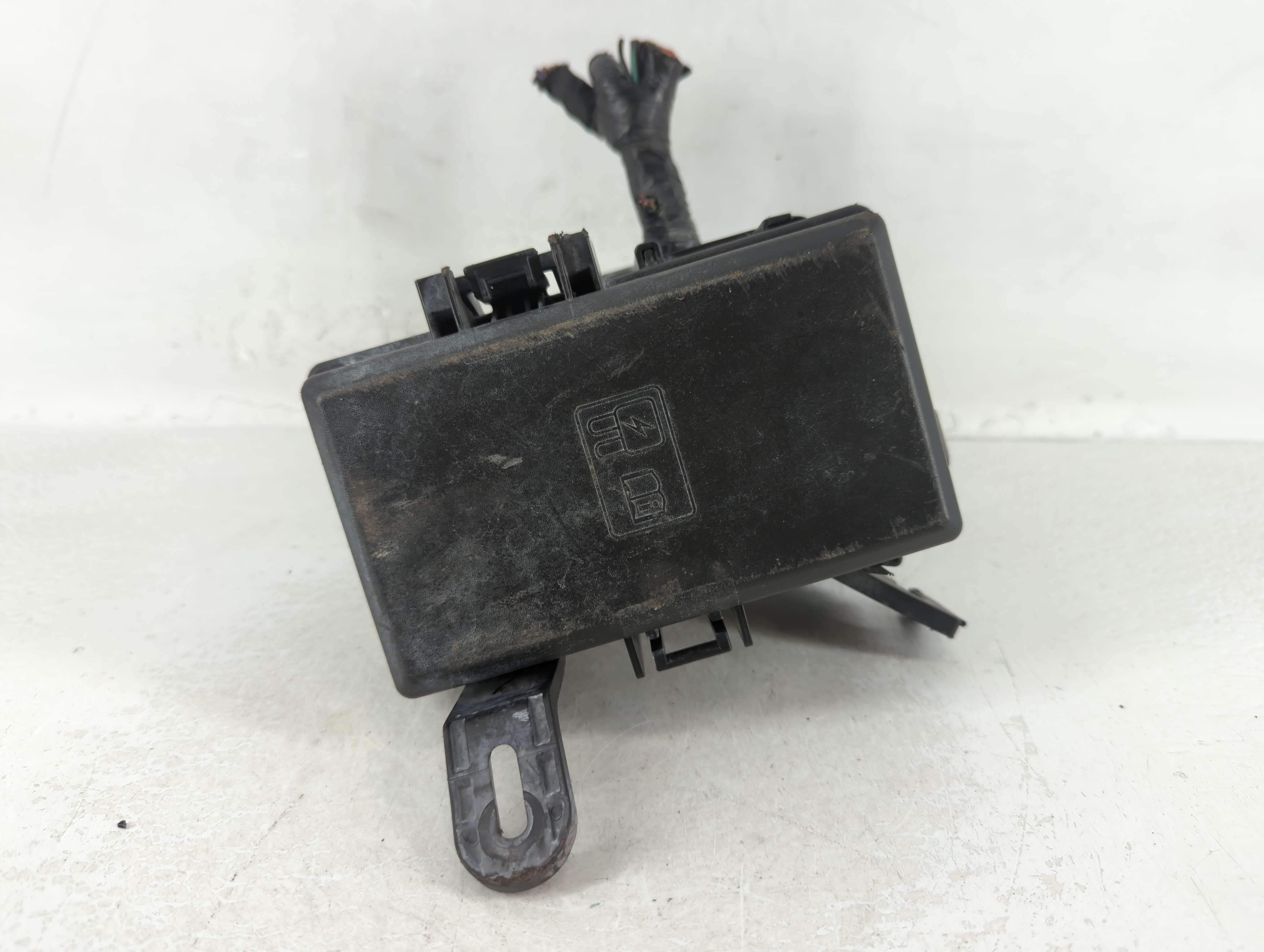 2014-2019 Ford Fiesta Fusebox Fuse Box Relay Module 4637-001 714356 - Oemusedautoparts1.com
