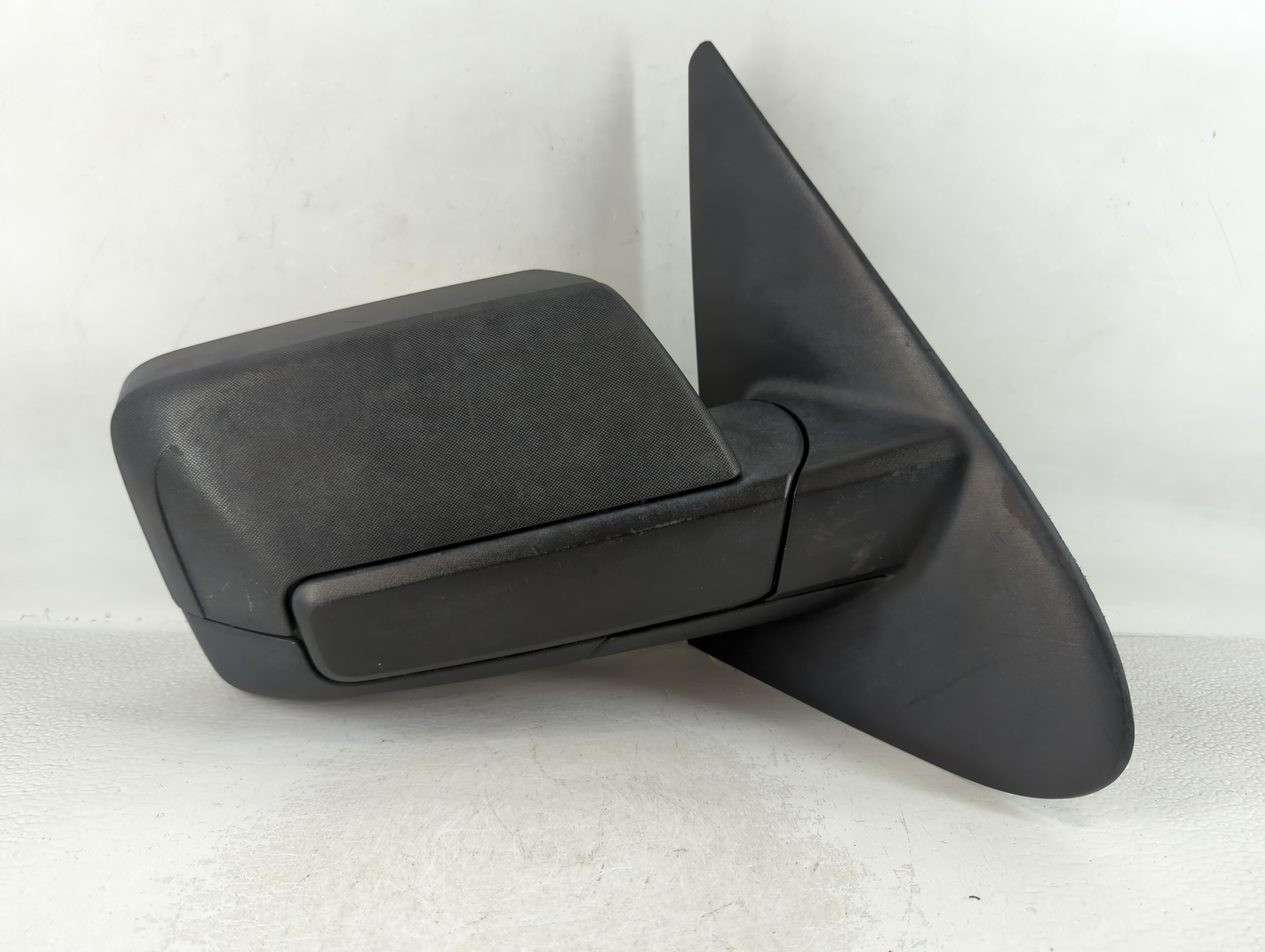 2007 Ford Expedition Passenger Right Side View Power Door Mirror Black 714498 - Oemusedautoparts1.com