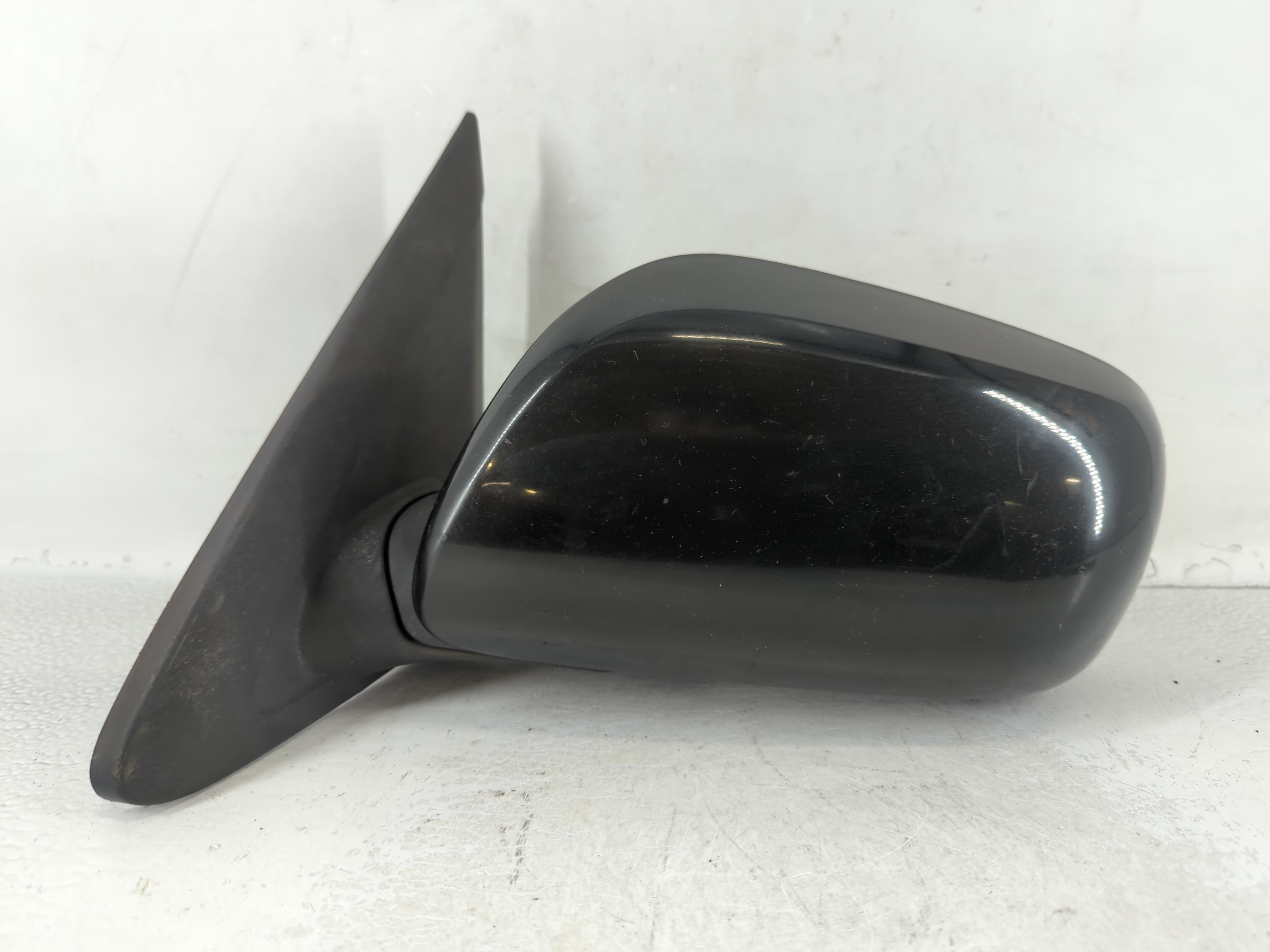 Picture of 2010 Toyota Matrix Passenger Right Side View Power Door Mirror Black 714544