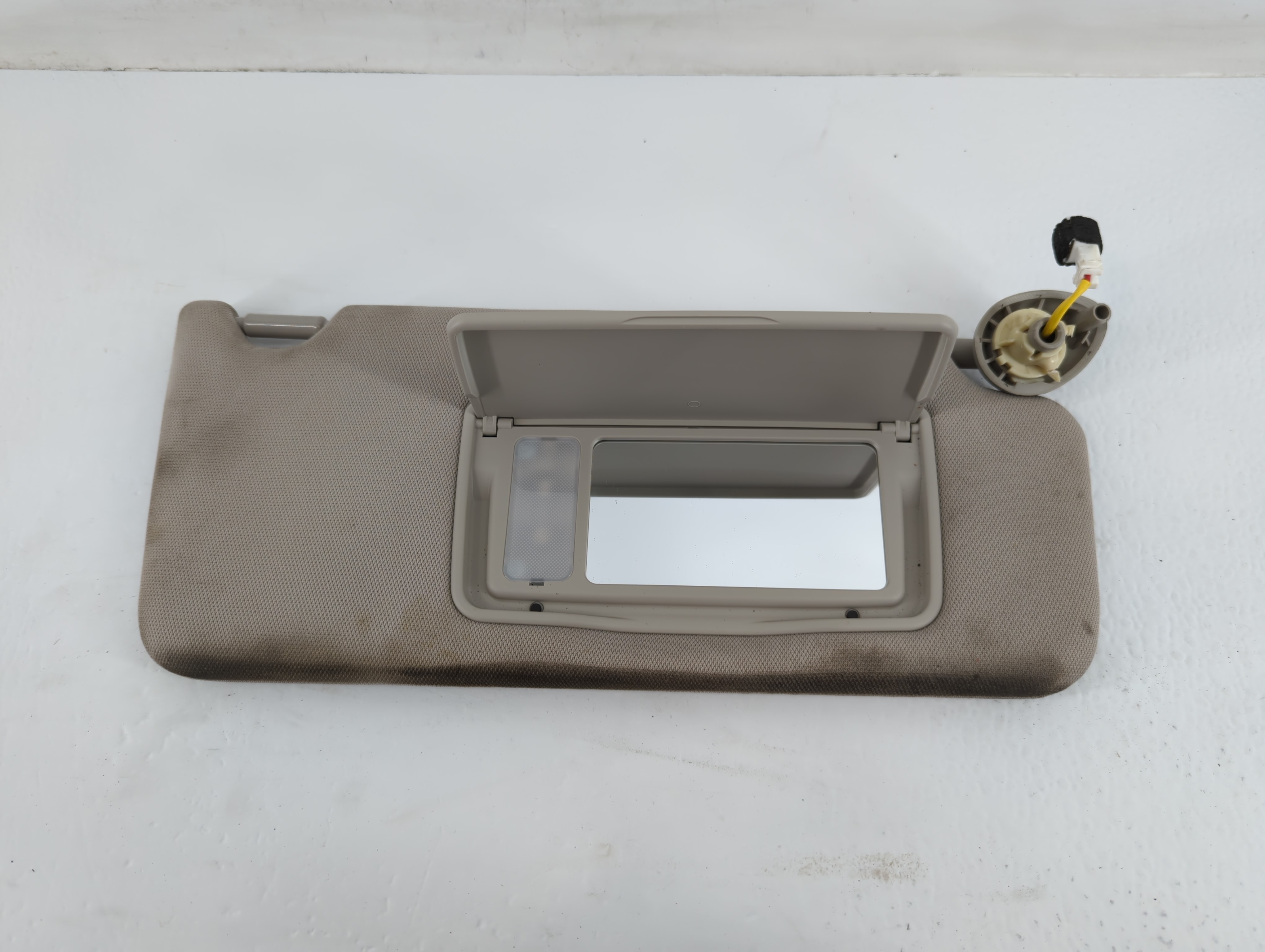 Picture of 2018-2022 Honda Accord Passenger Sun Visor Mirror Right Sunvisor Grey 715407
