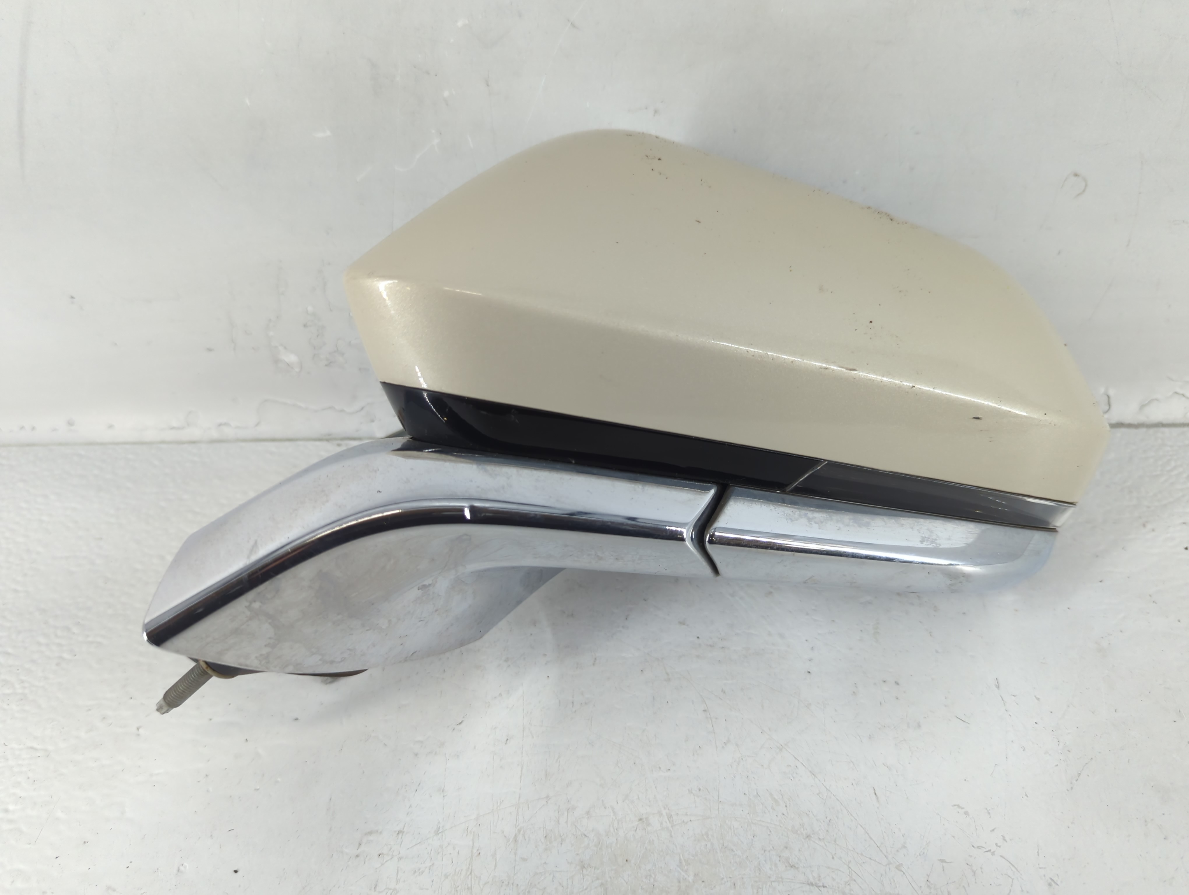 2016-2016 Lincoln Mkz Driver Left Side View Power Door Mirror White 715637 - Oemusedautoparts1.com