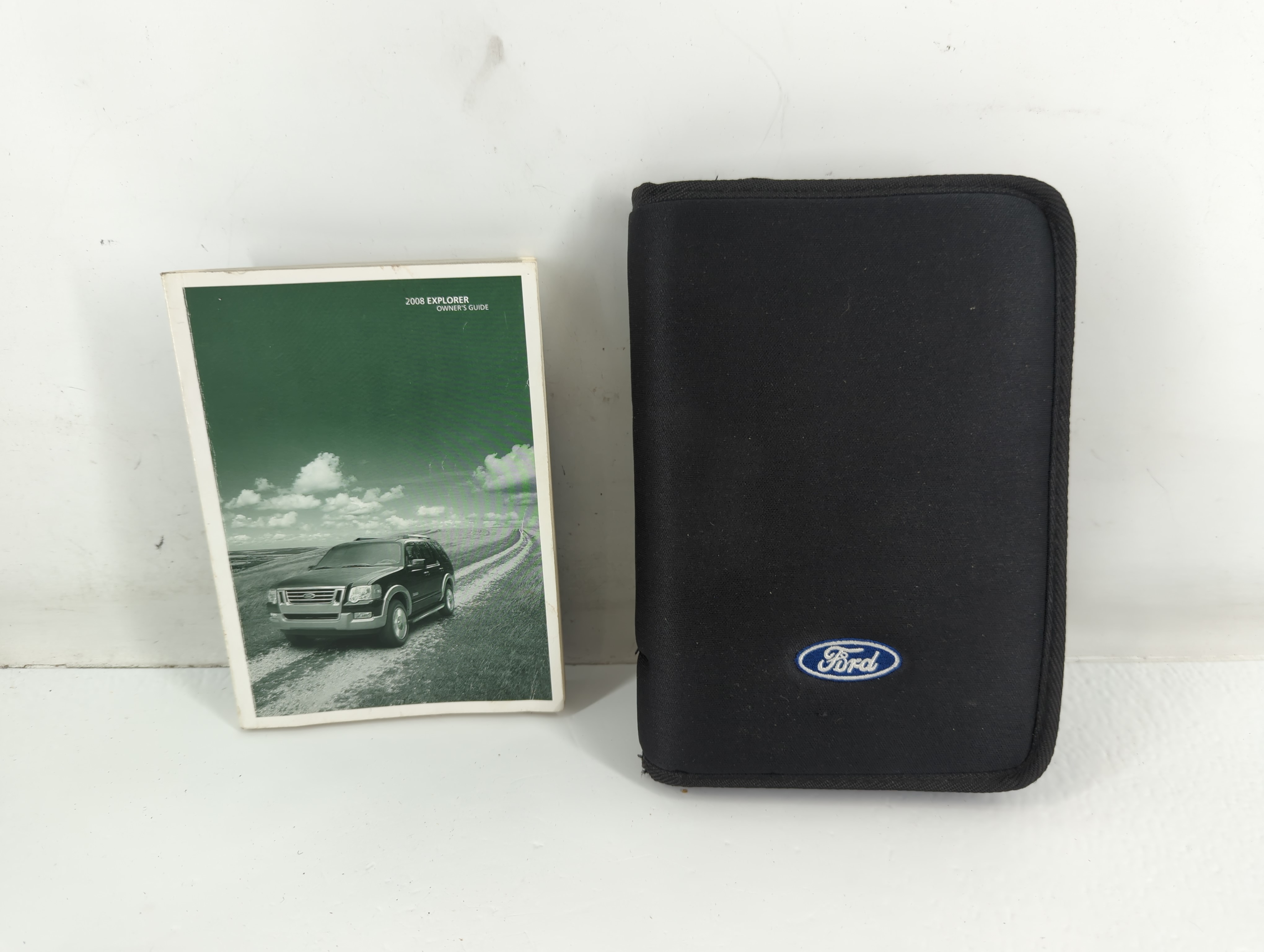 2008 Ford Explorer Owners Manual Book Guide 716290 - Oemusedautoparts1.com