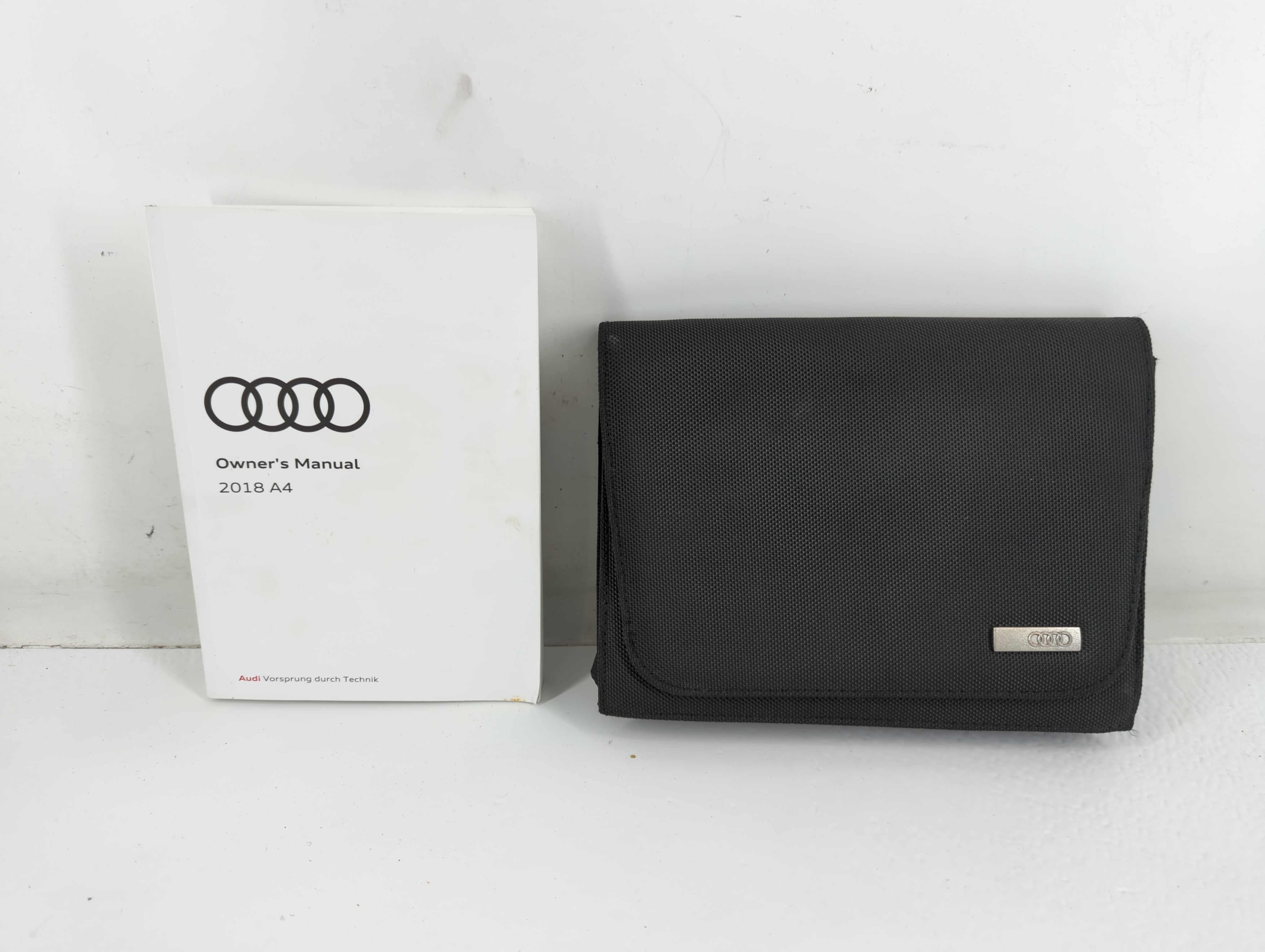 Picture of 2018 Audi A4 Owners Manual Book Guide 716292