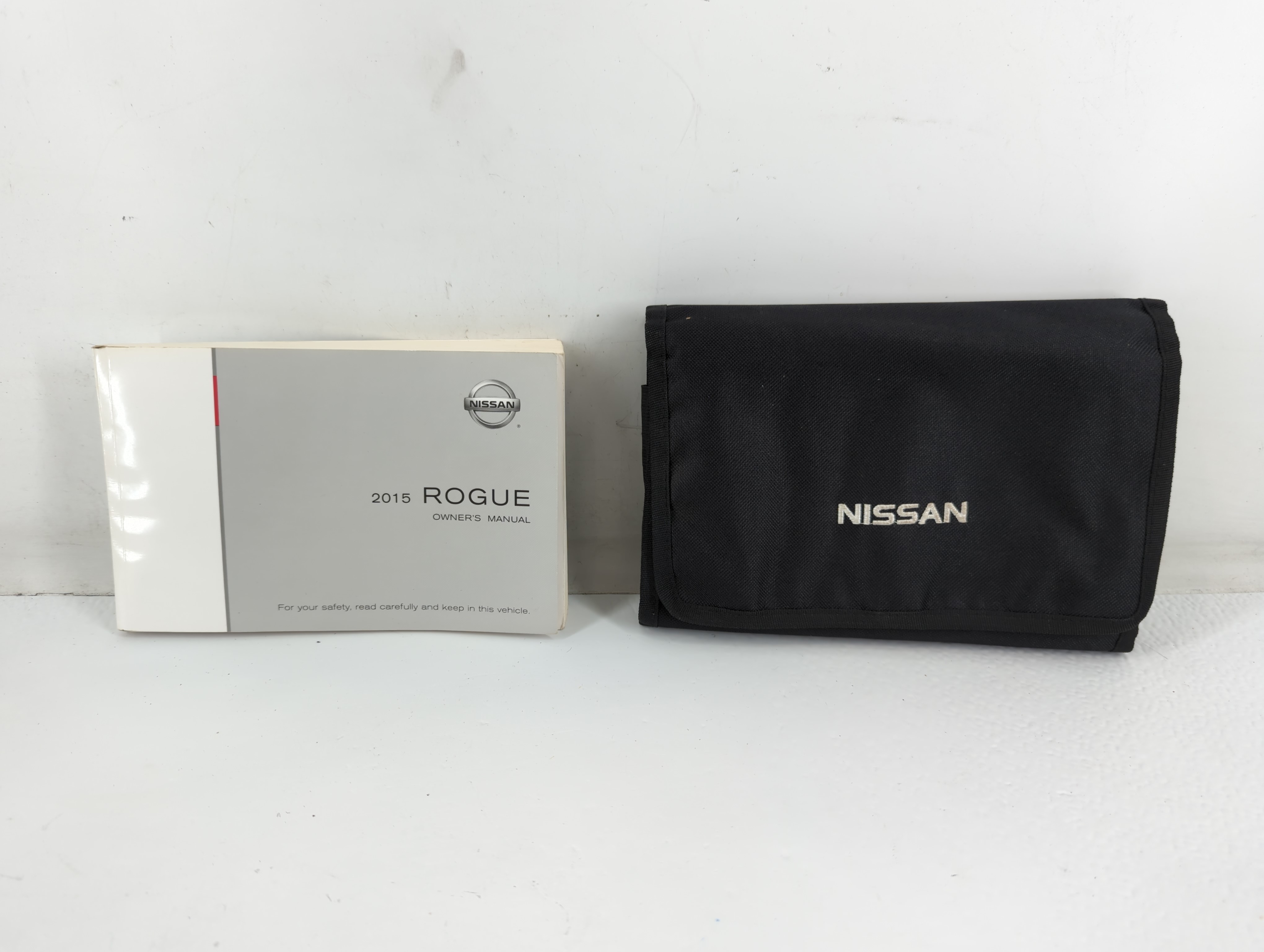 2015 Nissan Rogue Owners Manual Book Guide 716358 - Oemusedautoparts1.com