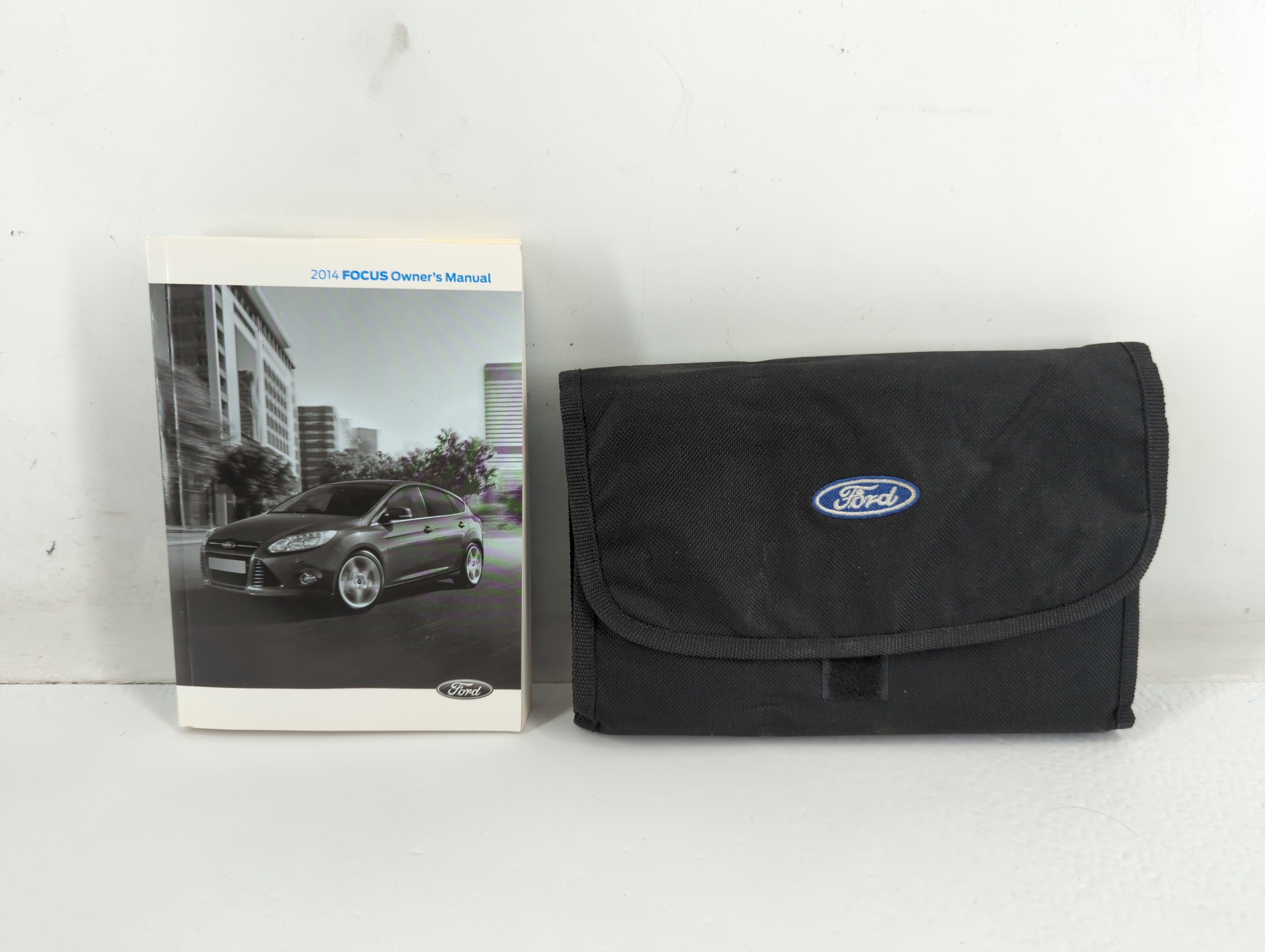 Picture of 2014 Ford Focus Owners Manual Book Guide 716395