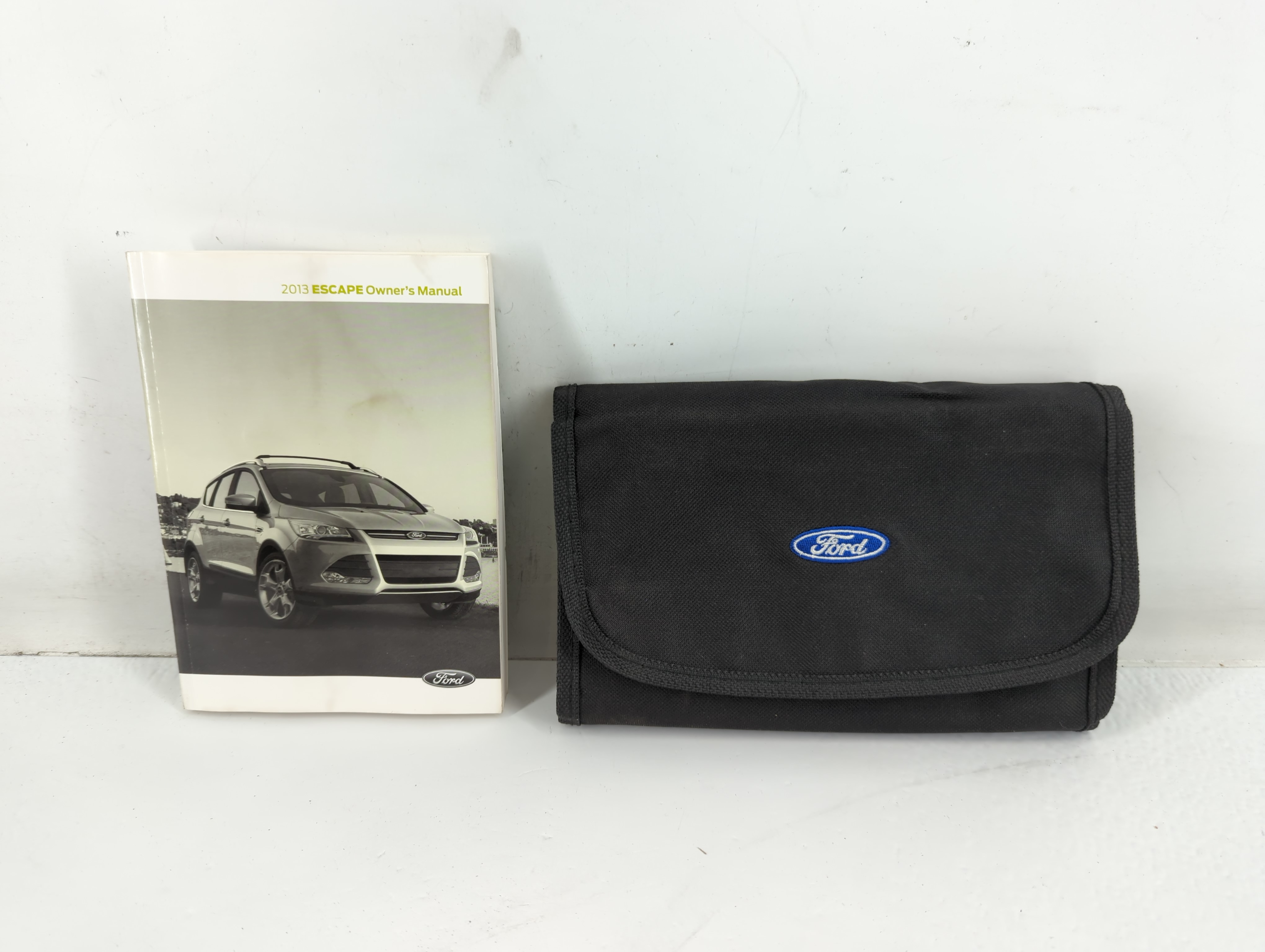 Picture of 2013 Ford Escape Owners Manual Book Guide 716581