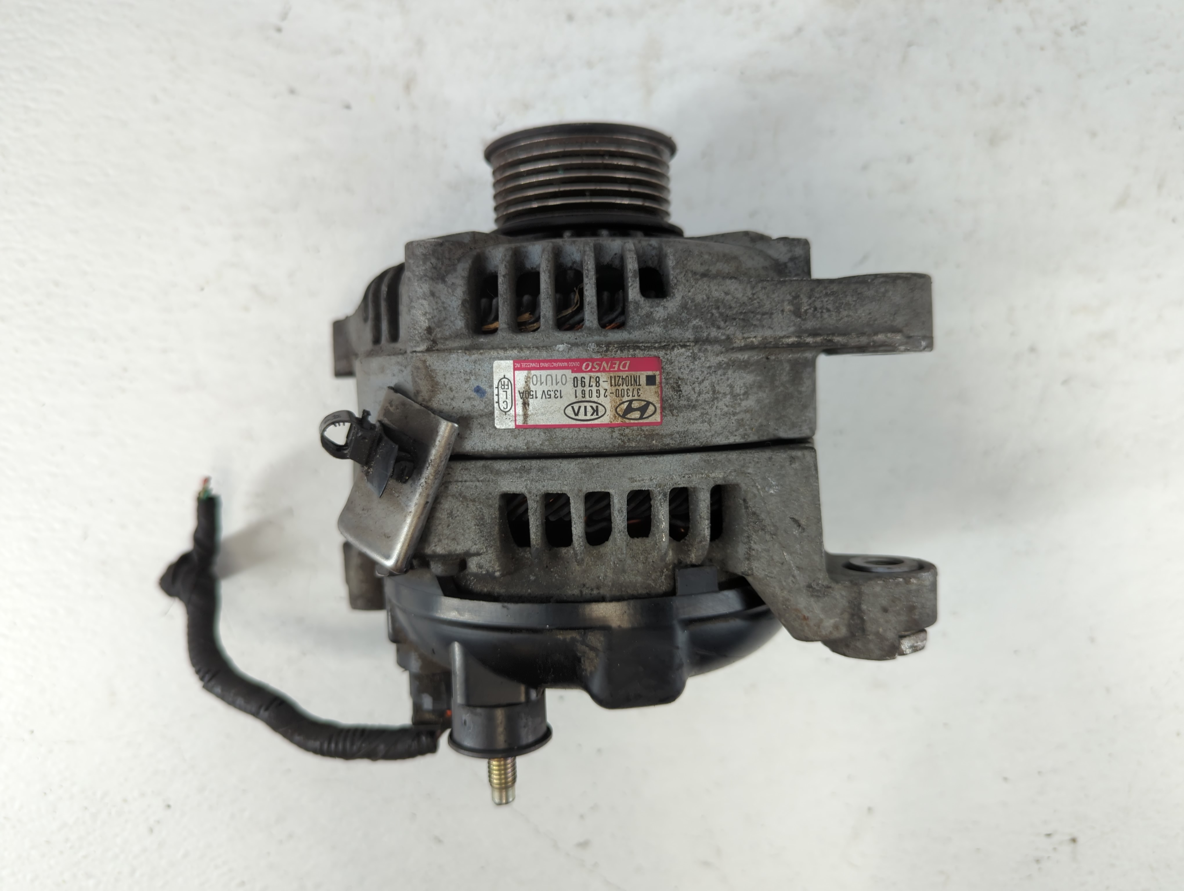 Picture of 2015 Hyundai Sonata Alternator Generator Charging Assembly Engine Oem 716810