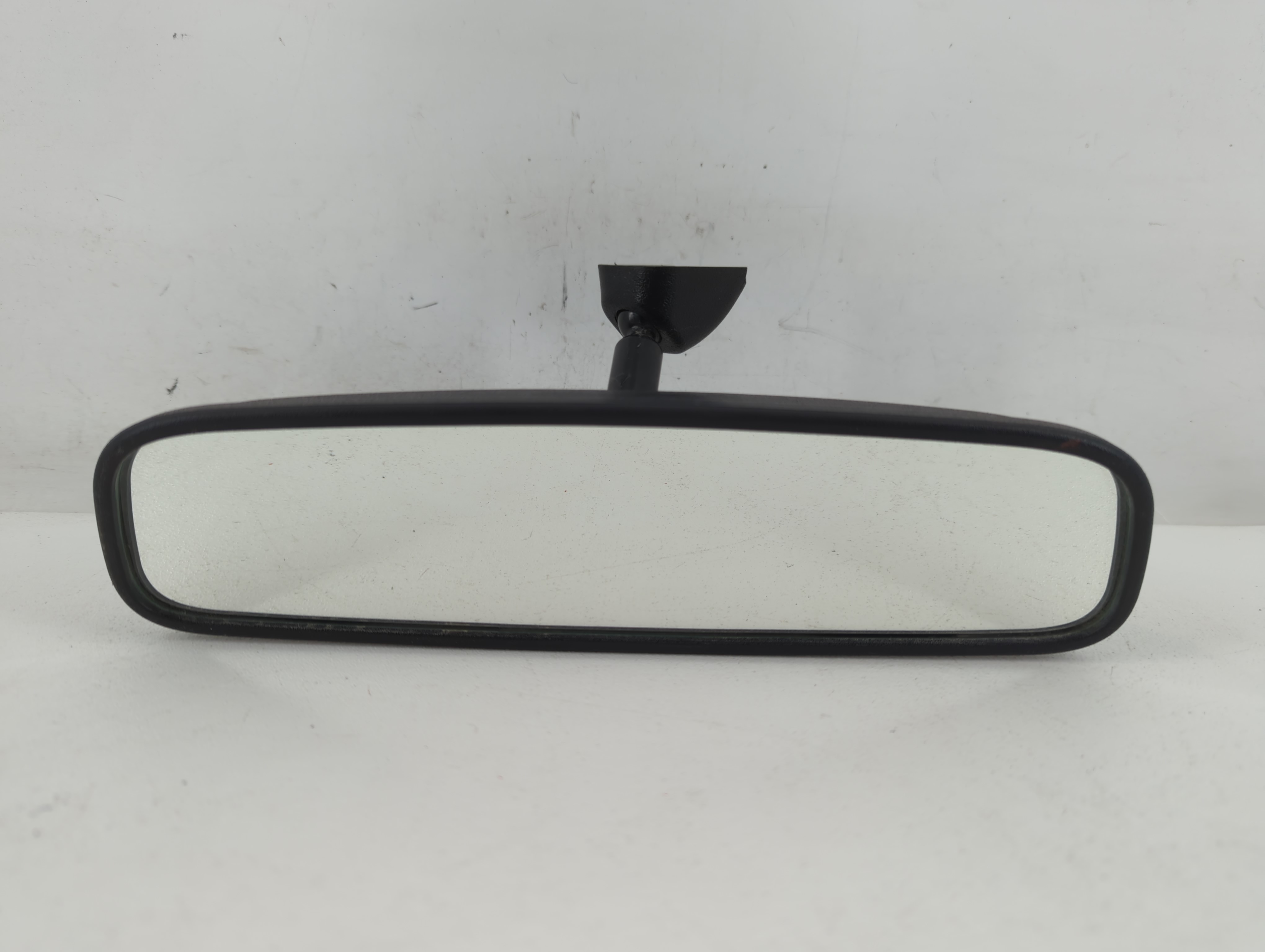 Picture of 2018-2021 Hyundai Kona Interior Rear View Mirror Oem 717418