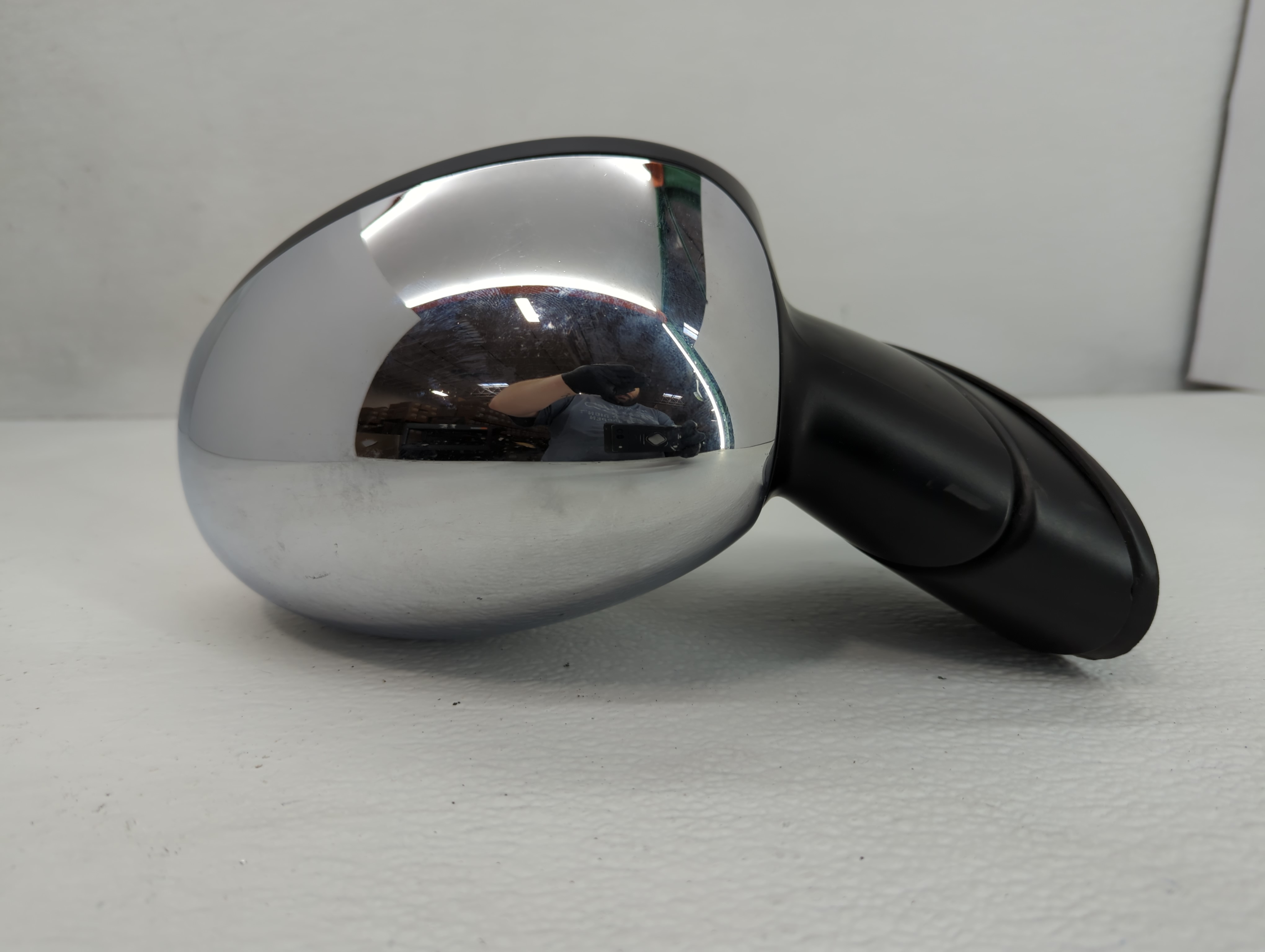 2005 Mini Cooper Passenger Right Side View Power Door Mirror Chrome 717618 - Oemusedautoparts1.com